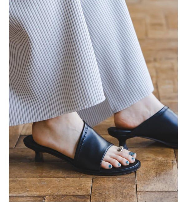NOBLE「《追加予約・パーツ別注》LE VERNIS/ルベル二 Toe ring sandals」|サンダル|