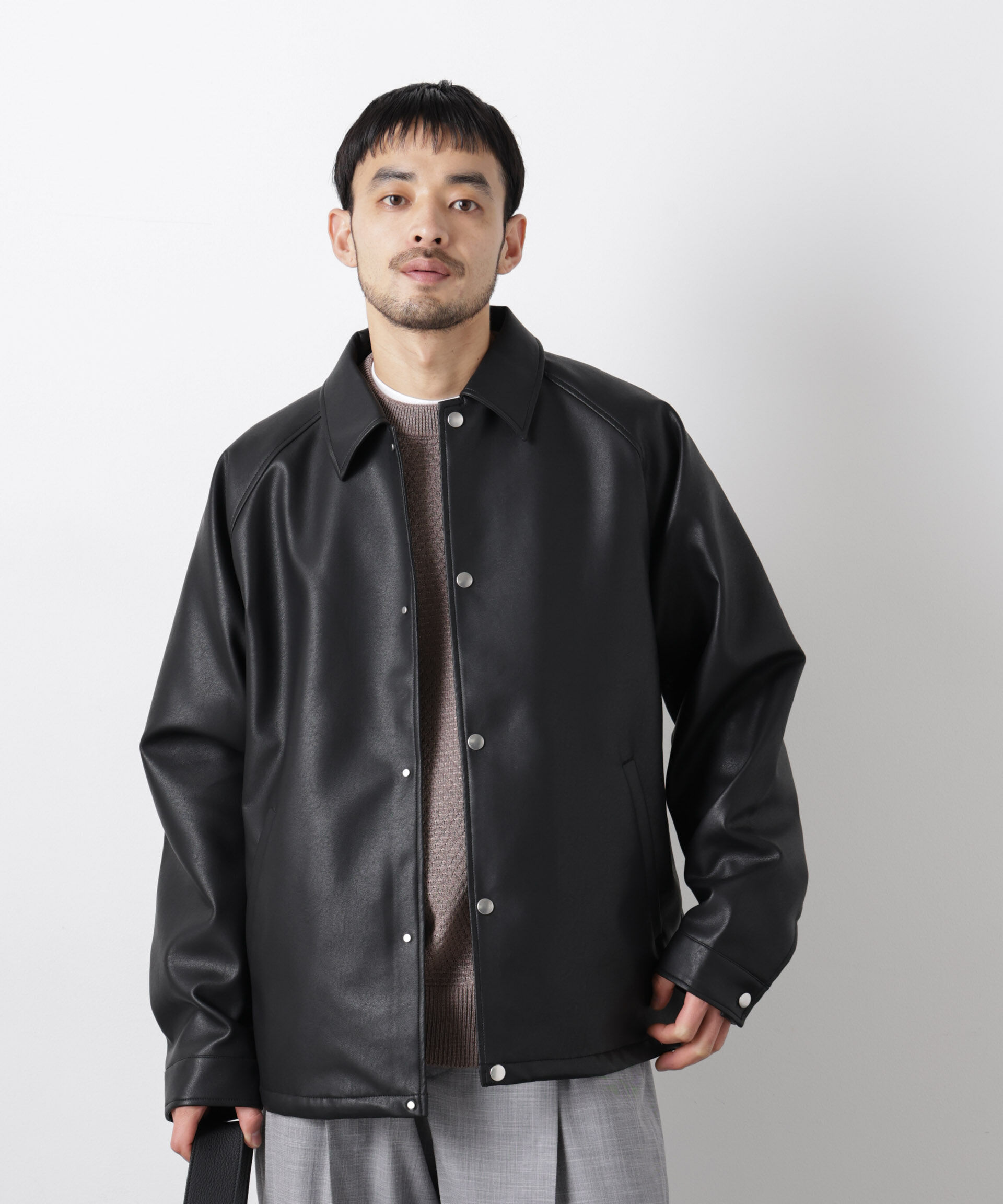 nano･universe「フェイクレザーリラックスコーチジャケット」|ブルゾン・スタジャン|ブラック