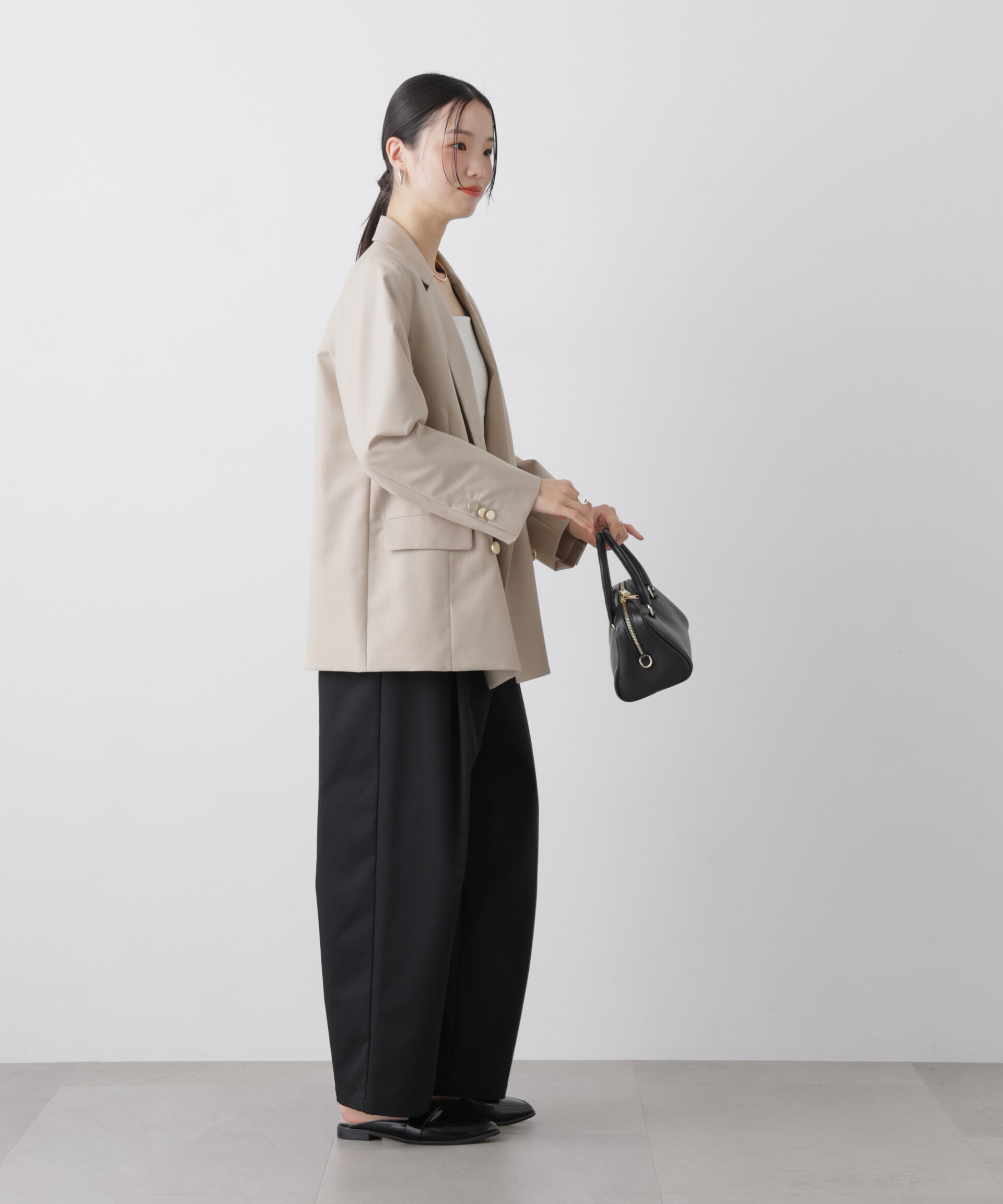 nano･universe「ツイルストレッチワンタックパンツ」|チノ|