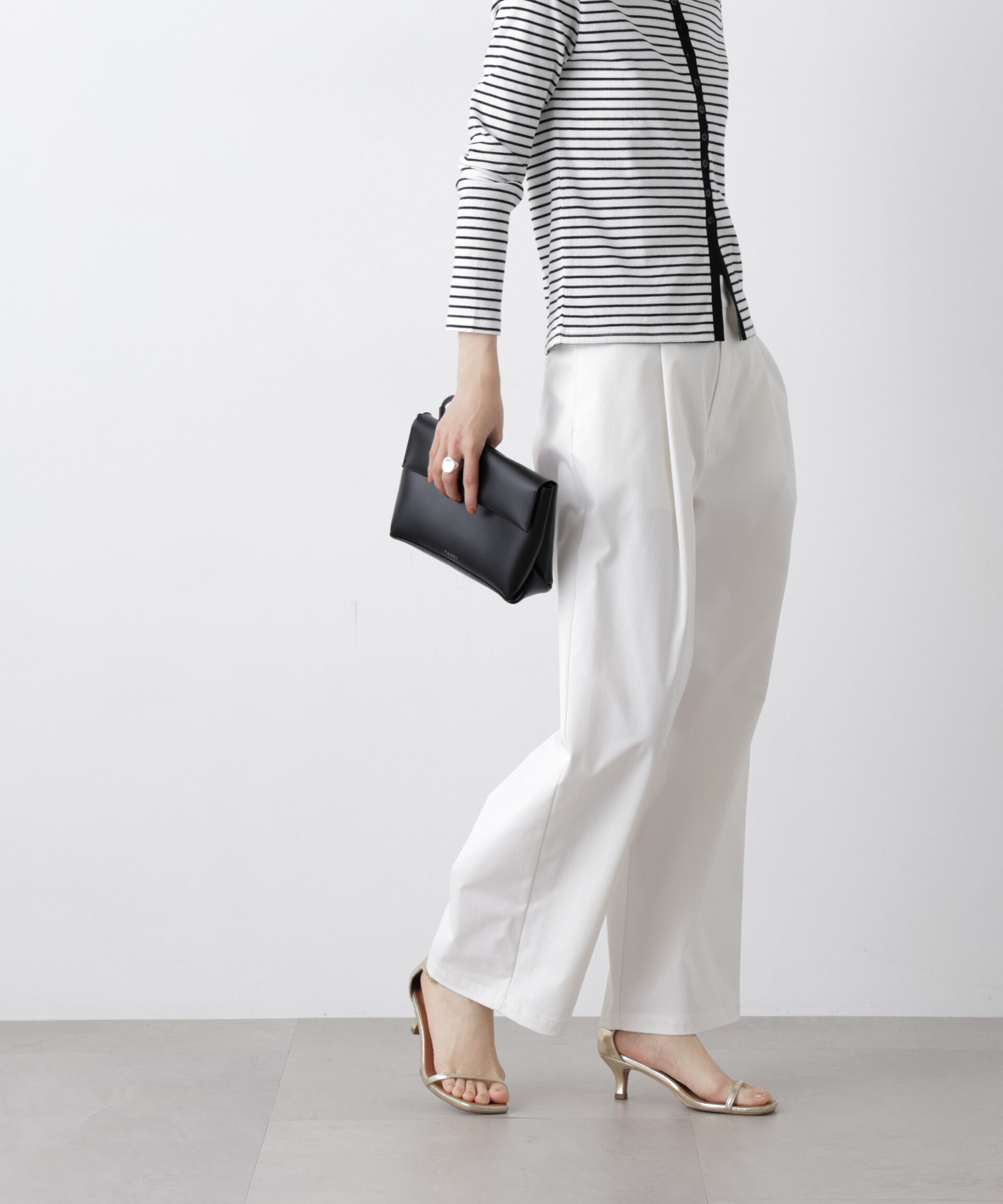 nano･universe「ツイルストレッチワンタックパンツ」|チノ|