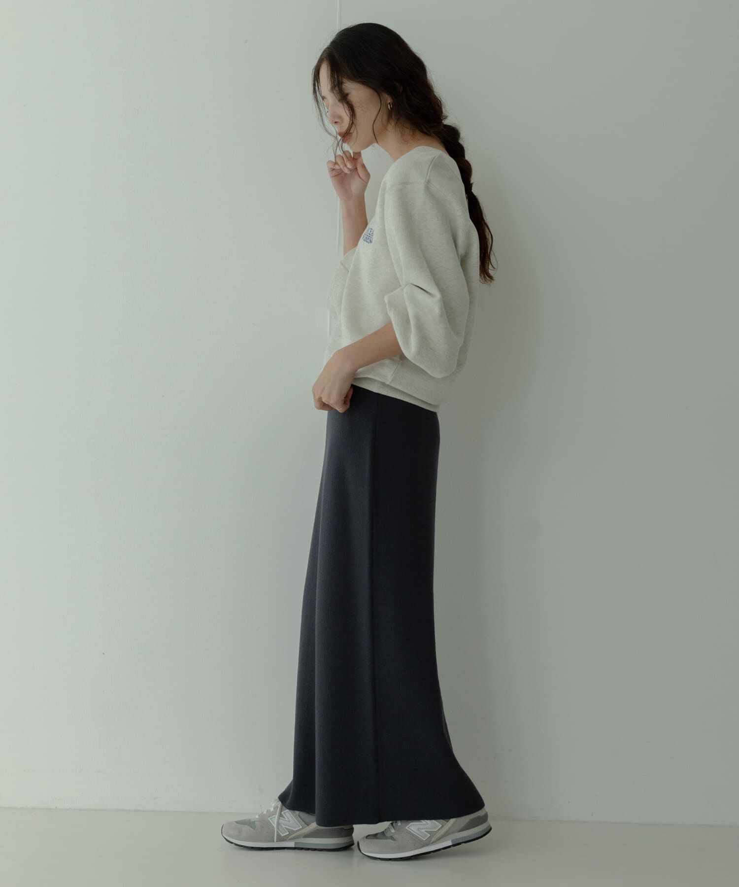 Sonny Label 「Vネック刺繍スウェット」|スウェット・ジャージ|