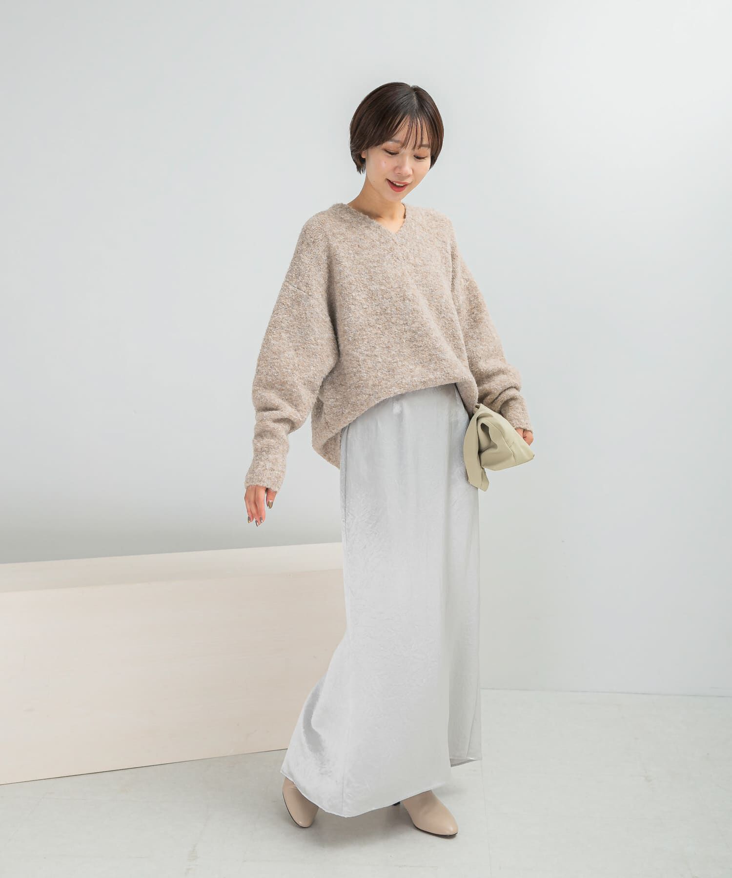 URBAN RESEARCH ROSSO「アセテートサテンストレートスカート」|スカート|