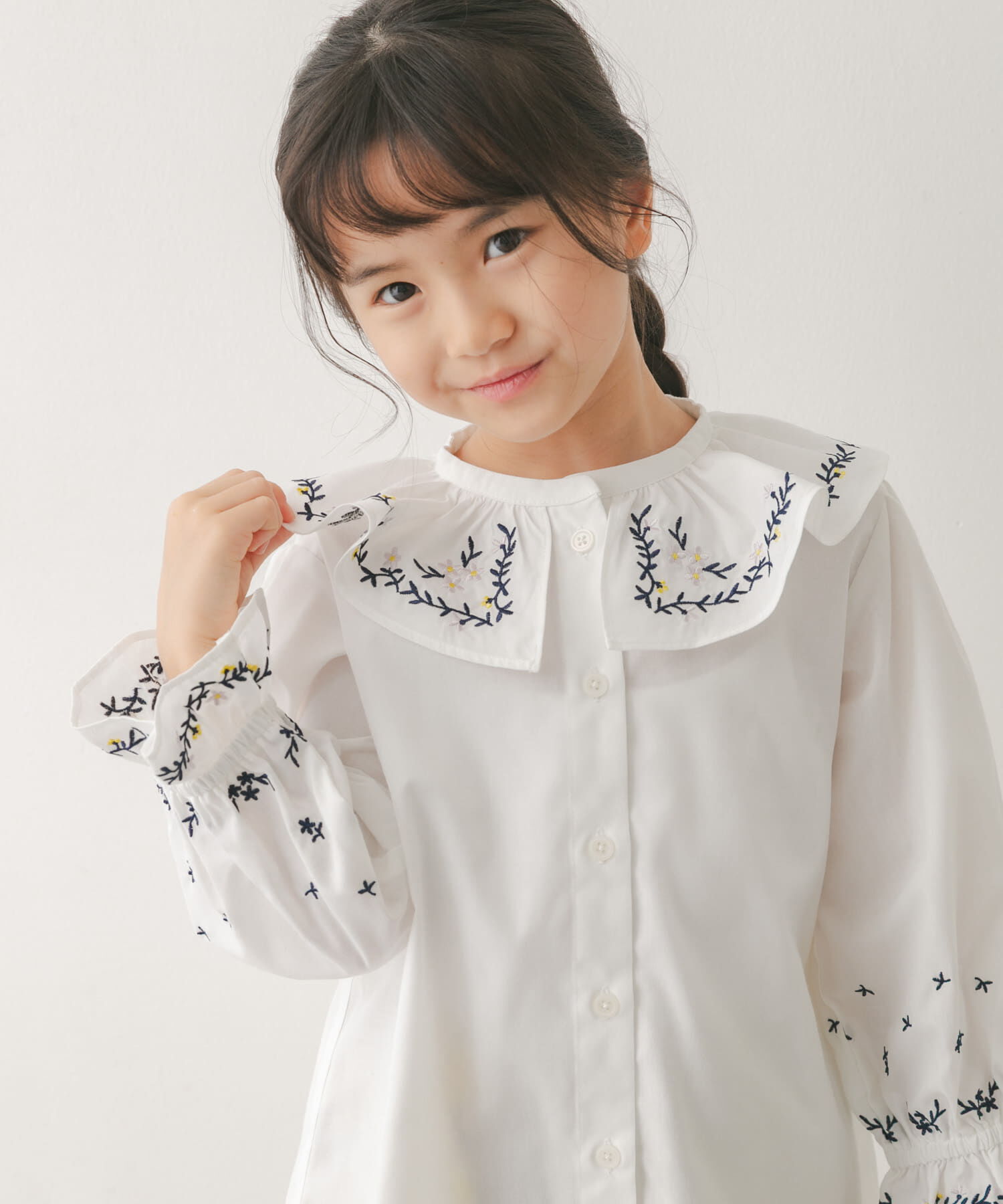 URBAN RESEARCH DOORS「『150サイズあり』フリルカラー刺繍ブラウス(KIDS)」|その他|