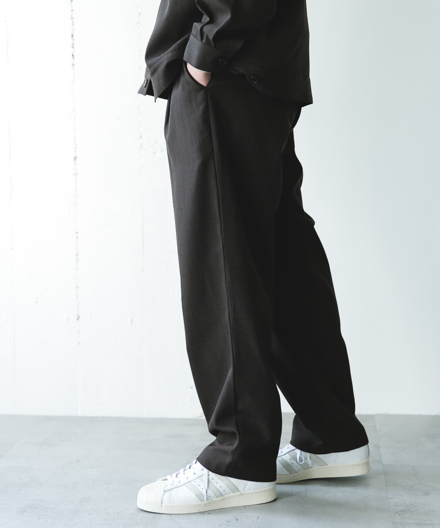 URBAN RESEARCH DOORS「『吸水速乾』セオアルファセミワイドトラウザー」|その他|