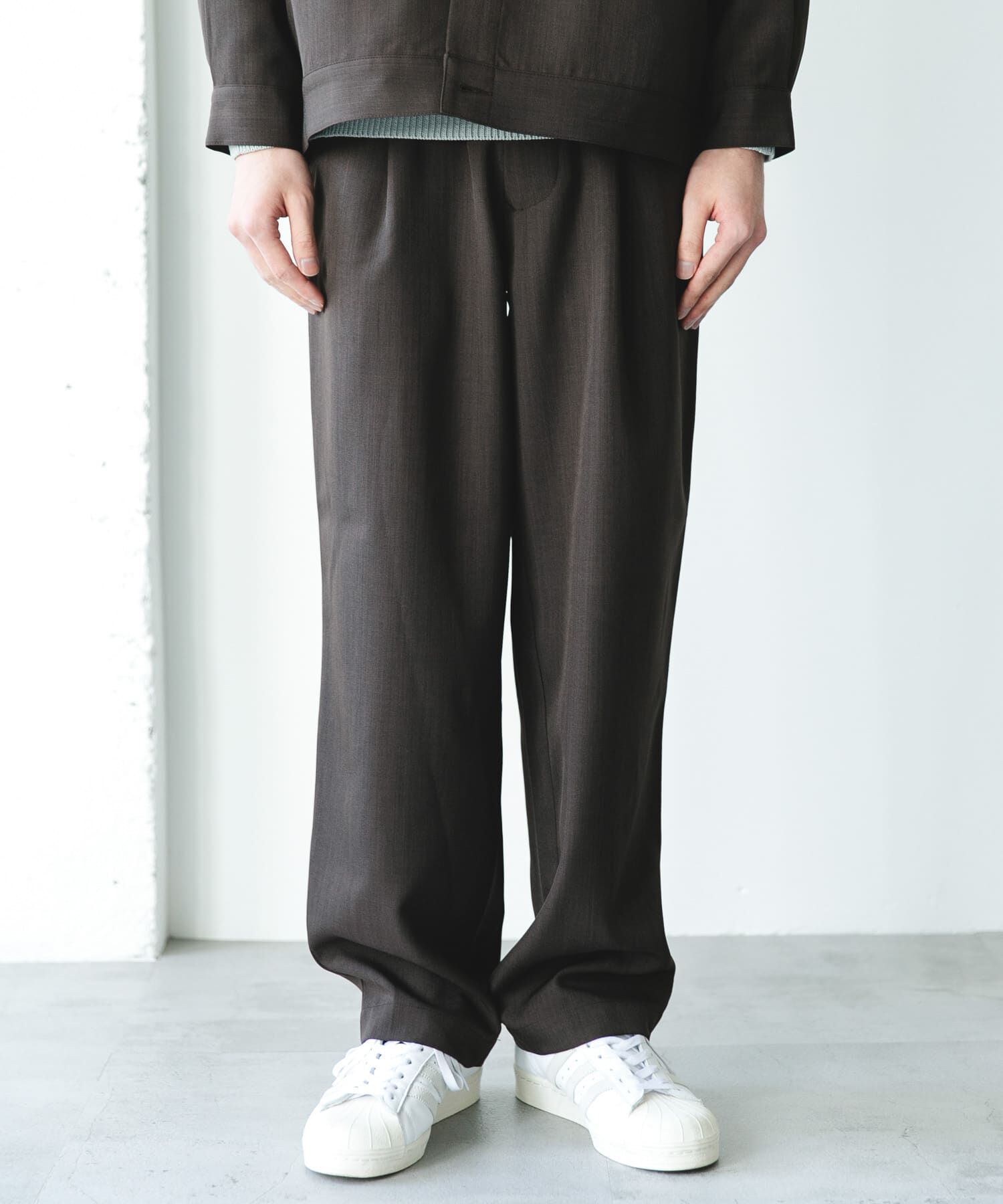 URBAN RESEARCH DOORS「『吸水速乾』セオアルファセミワイドトラウザー」|その他|