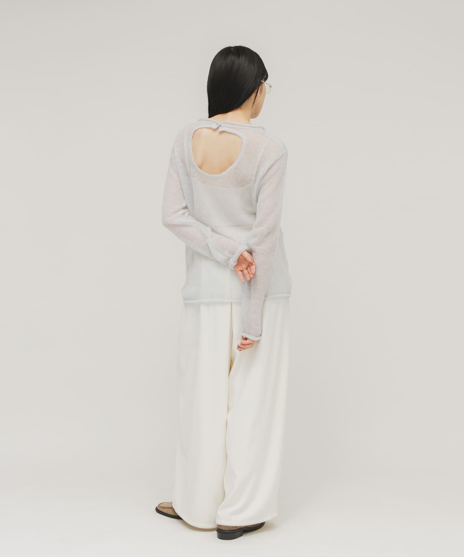  「バックオープンシアーニット」|ニット・セーター|