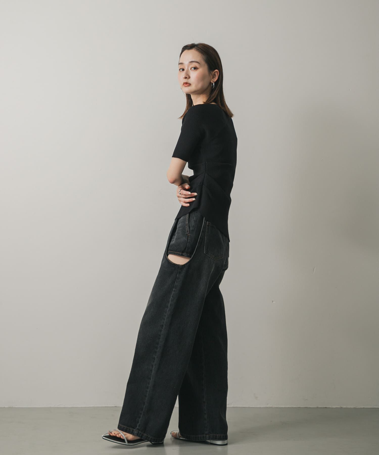 SENSE OF PLACE by URBAN RESEARCH「アシメネックセーター(半袖)」|ニット・セーター|