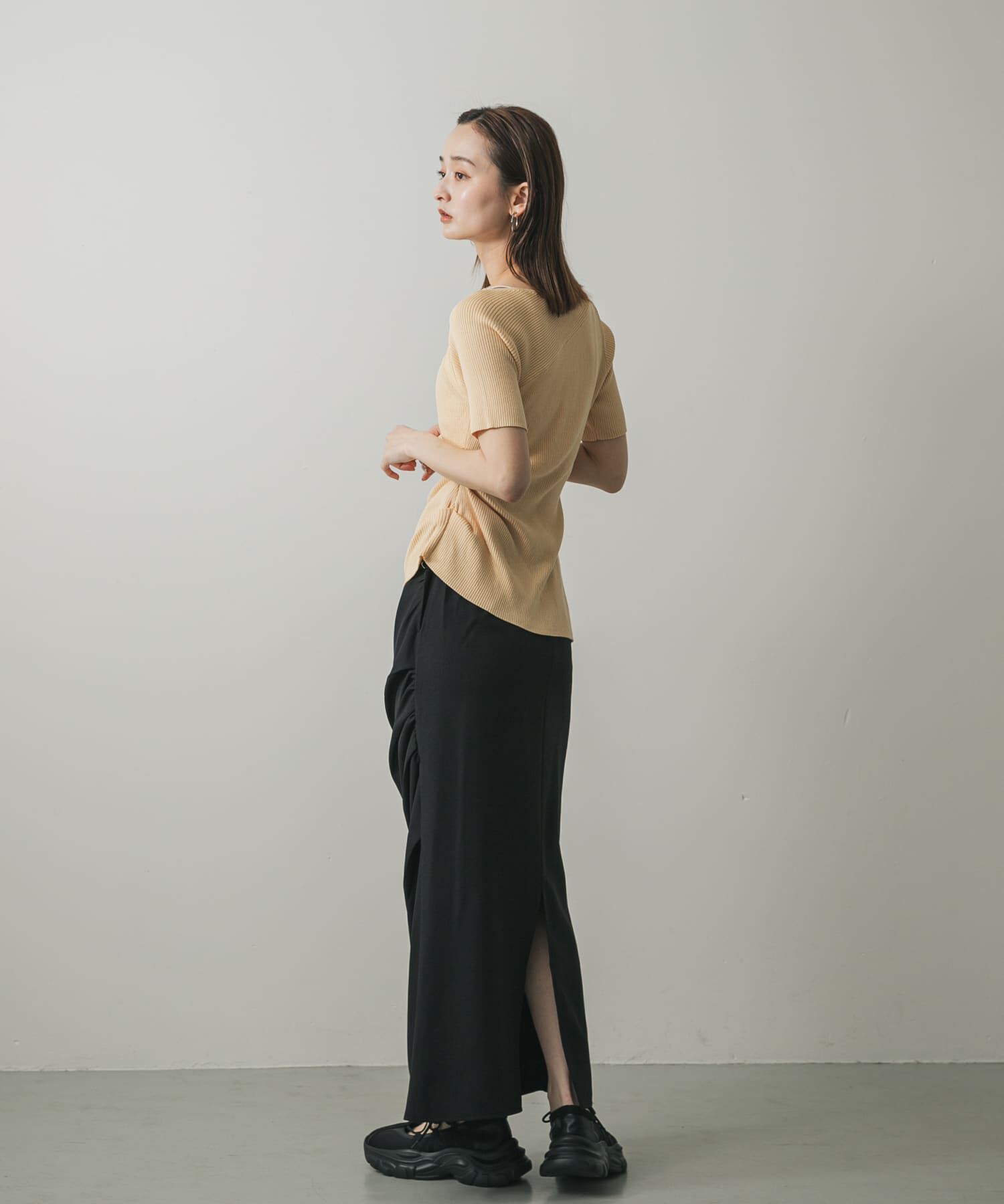 SENSE OF PLACE by URBAN RESEARCH「アシメネックセーター(半袖)」|ニット・セーター|