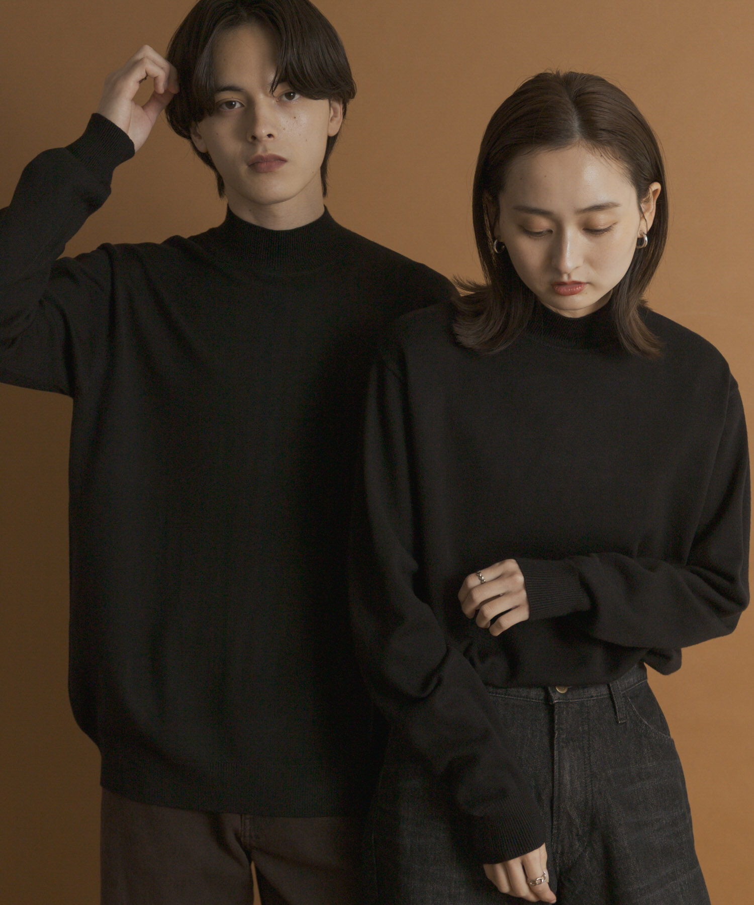 SENSE OF PLACE by URBAN RESEARCH「『一部WEB限定カラー』『洗濯可/毛玉防止』ストレッチモックネックニット」|ニット・セーター|