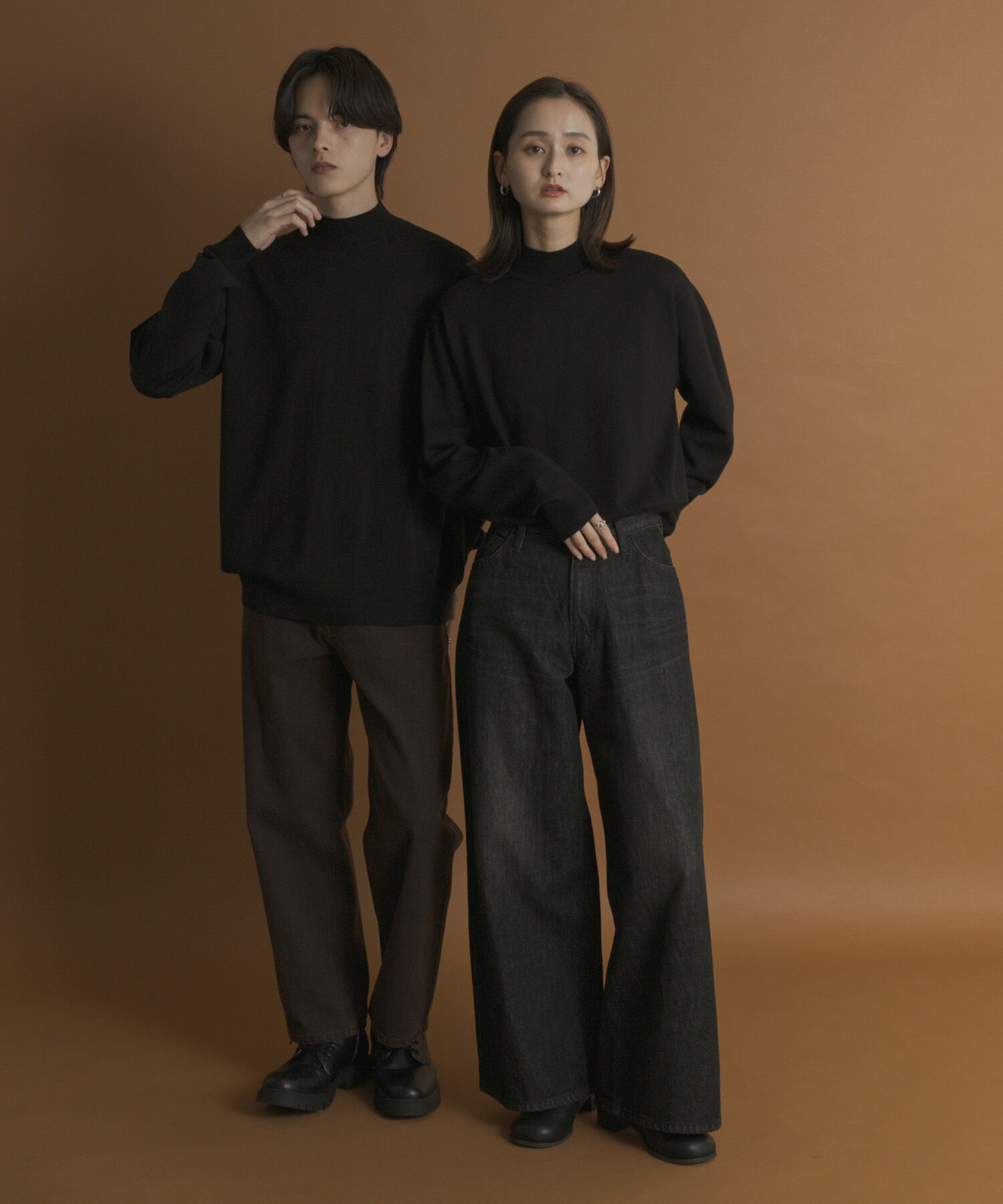 SENSE OF PLACE by URBAN RESEARCH「『一部WEB限定カラー』『洗濯可/毛玉防止』ストレッチモックネックニット」|ニット・セーター|