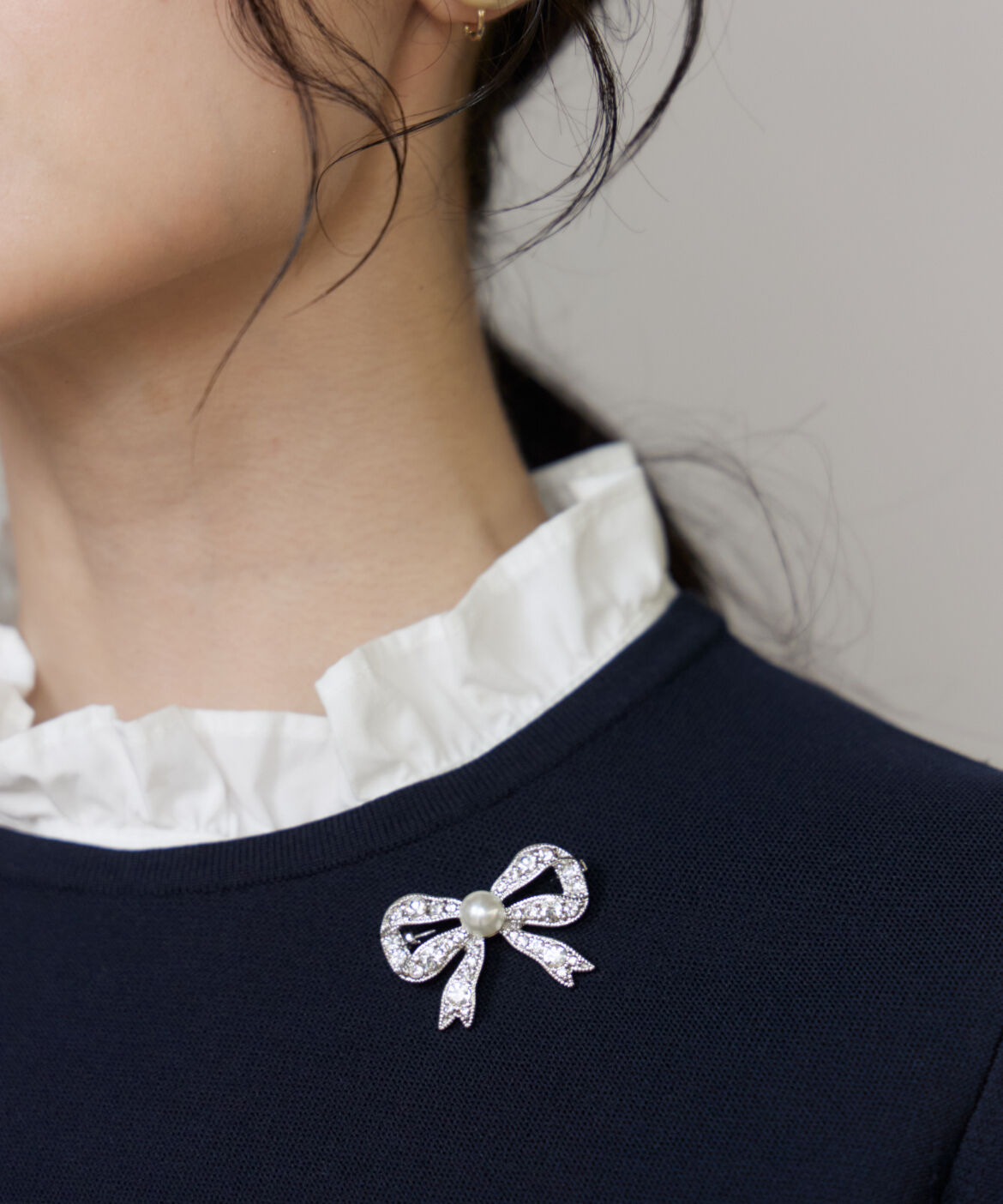Maglie le cassetto「リボンパールブローチ」|ブローチ・コサージュ|