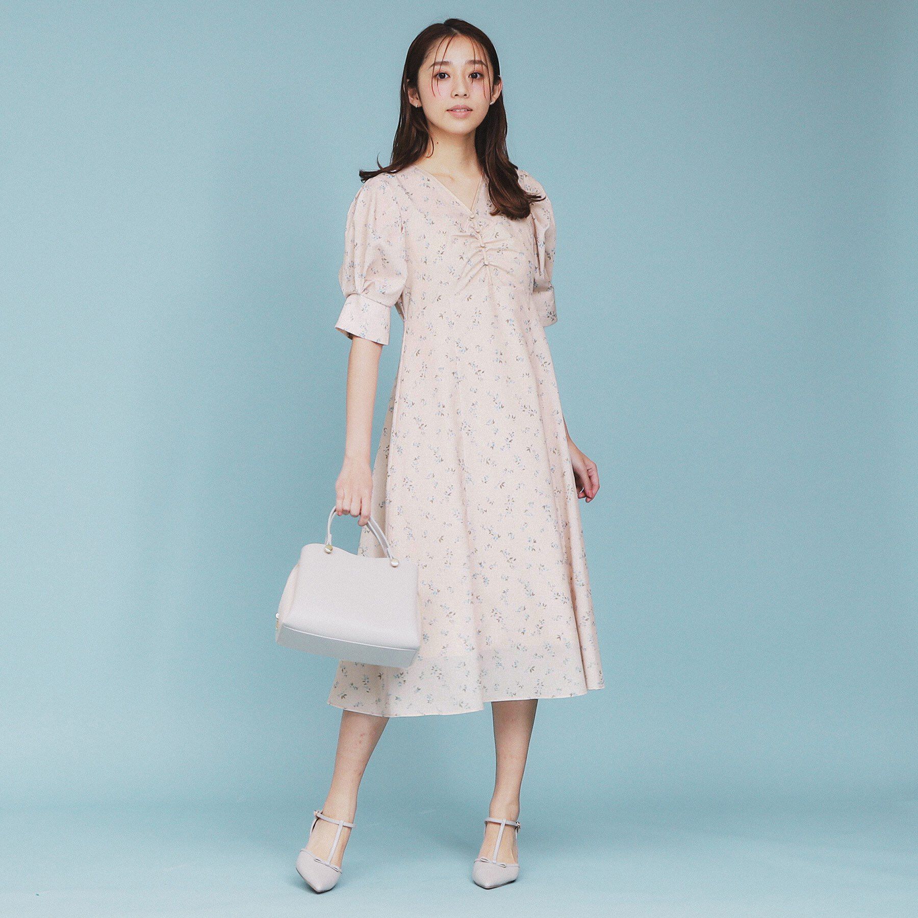 index「フラワーVネックフレアワンピース【洗濯機洗い可/イージーアイロン】」|ワンピース|
