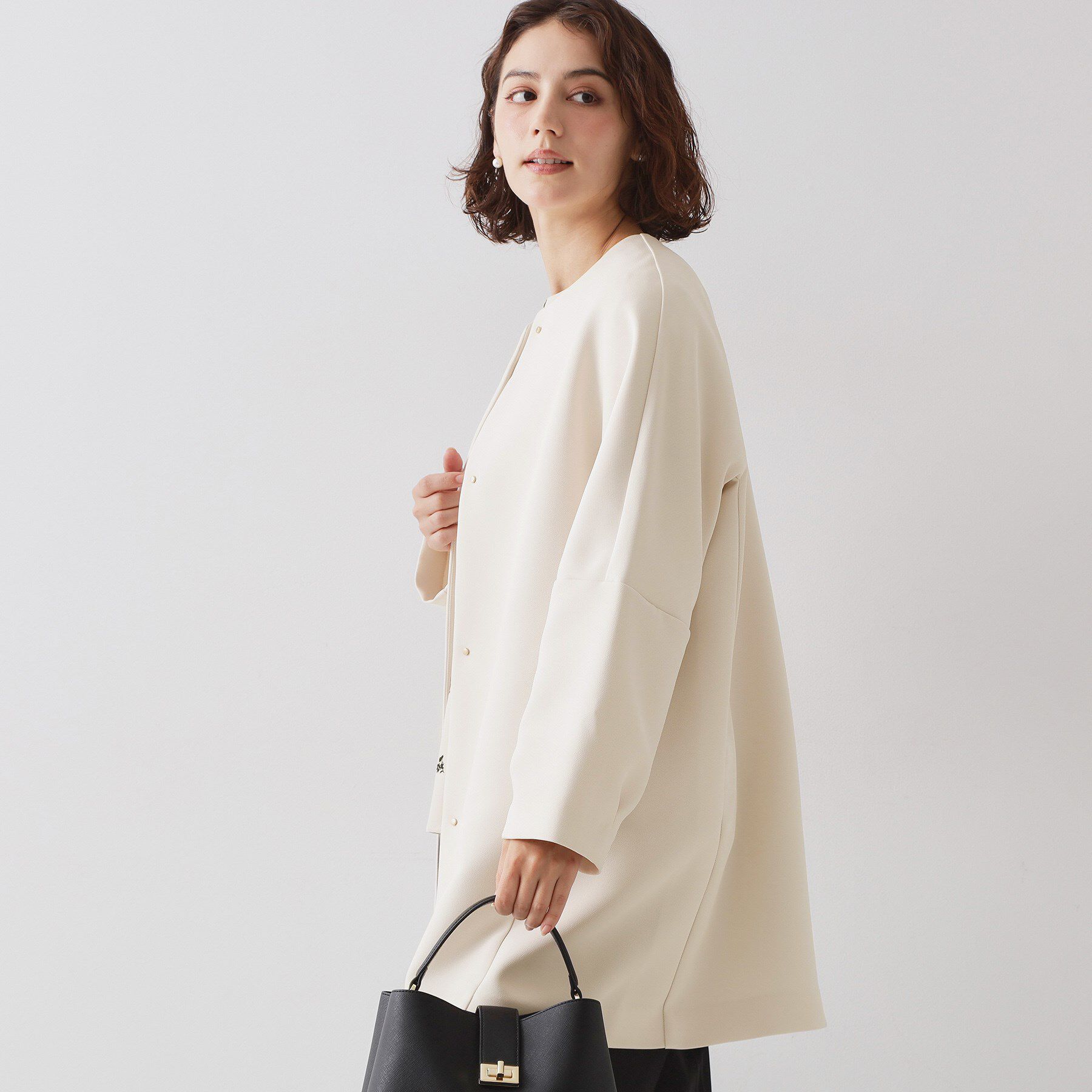 OPAQUE.CLIP「フォルムスリーブミドルコート【洗濯機OK】」|ノーカラーコート|