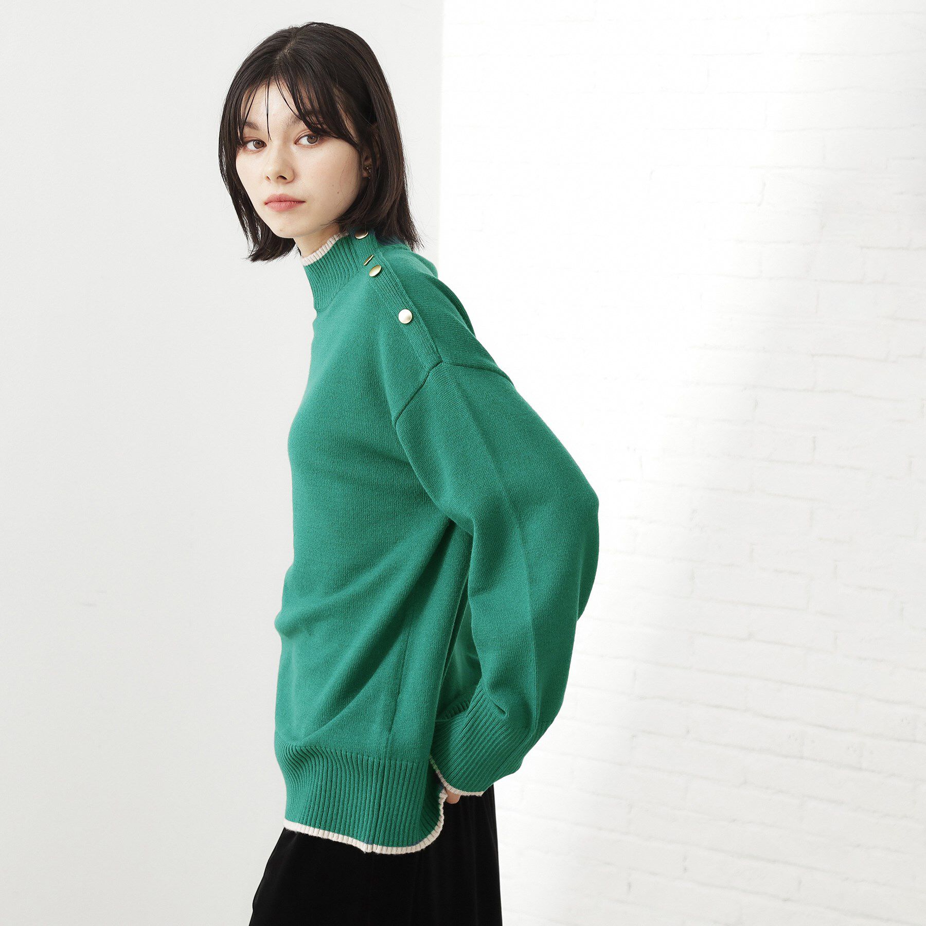 THE SHOP TK「【インしないで着られる】金ボタン ハイネックニット/毛玉になりにくい/静電気防止/洗濯機OK」|ニット・セーター|