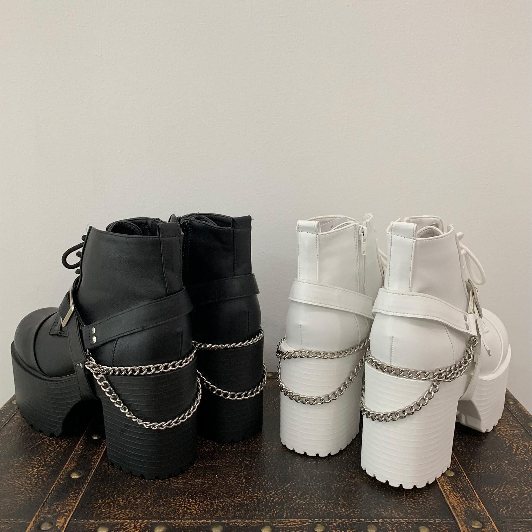 csT&P「ベルト取り外し可厚底ベルト付きブーツ」|ショートブーツ|