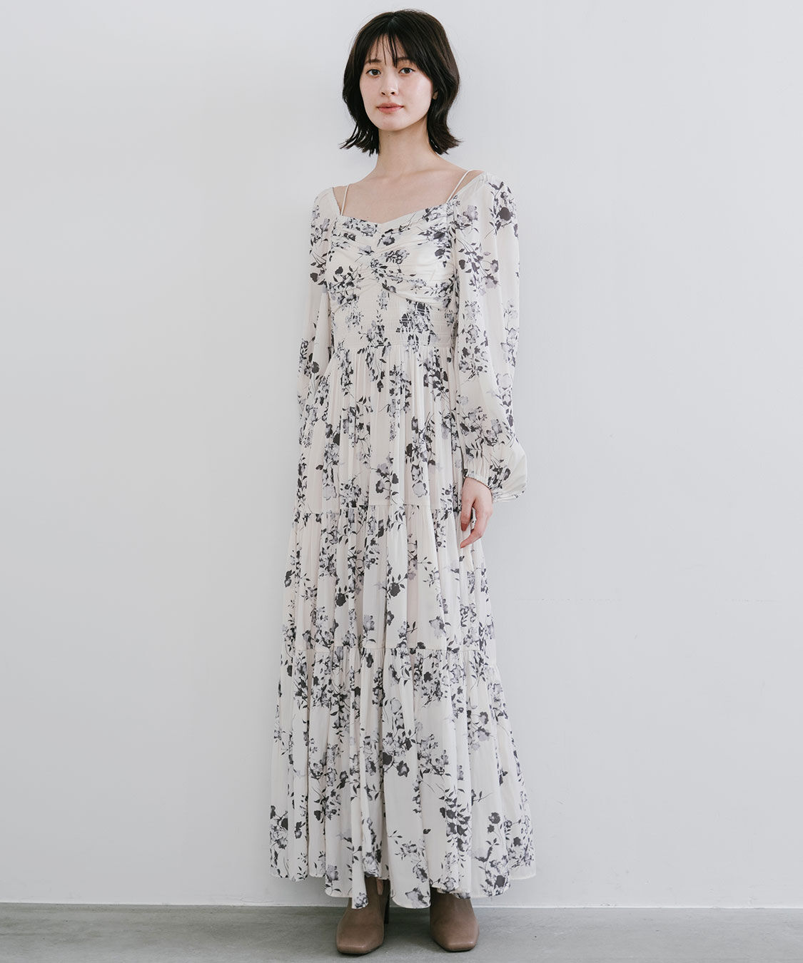 シャーリングティアードフラワーワンピース（COCO DEAL）｜ルミネの