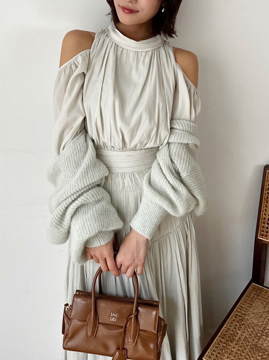 SNIDEL「コールドショルダーロングワンピース」|ワンピース|