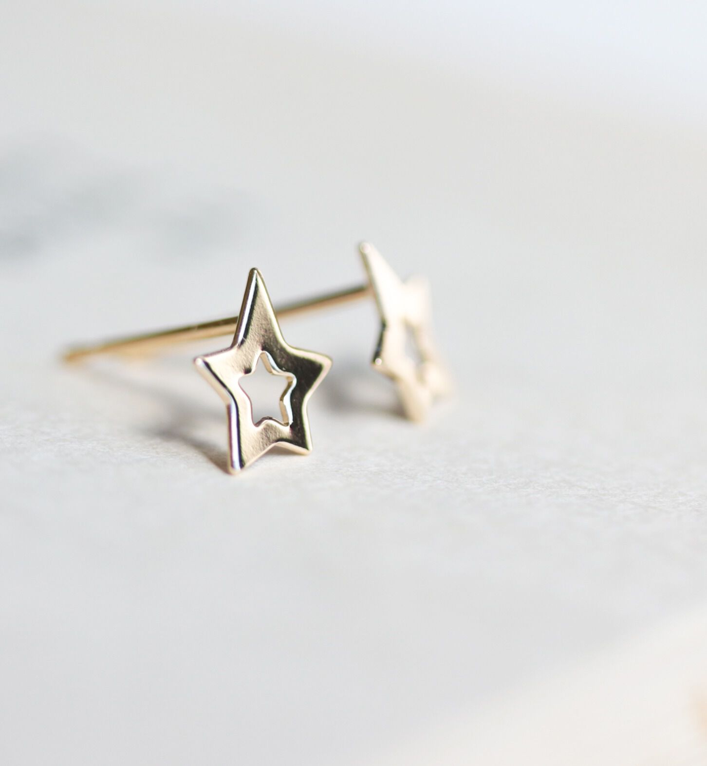  「ゴールド オープンスター ピアス | K18」|ピアス|