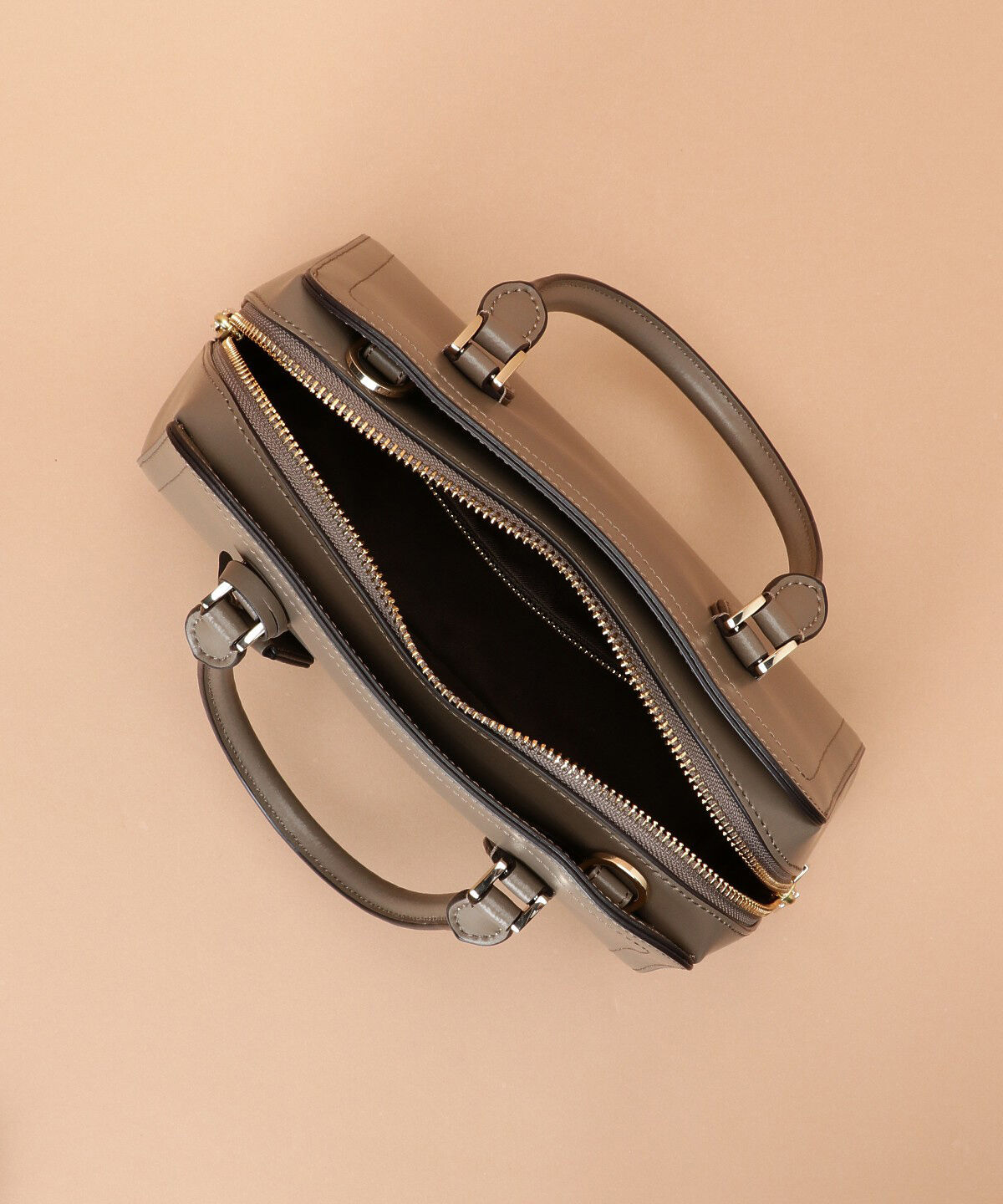 Samantha Thavasa「トラペズミニヨン ボストンバッグ 小サイズ」|ハンドバッグ|