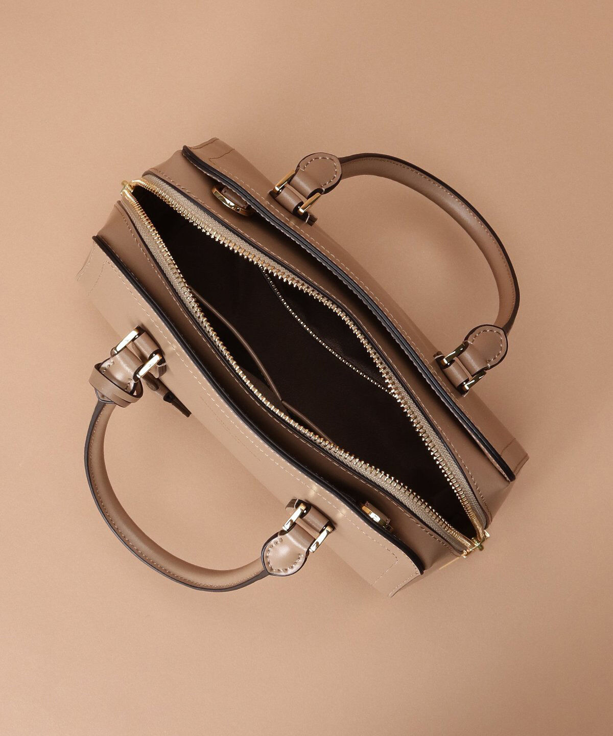 Samantha Thavasa「トラペズミニヨン ボストンバッグ 小サイズ」|ハンドバッグ|