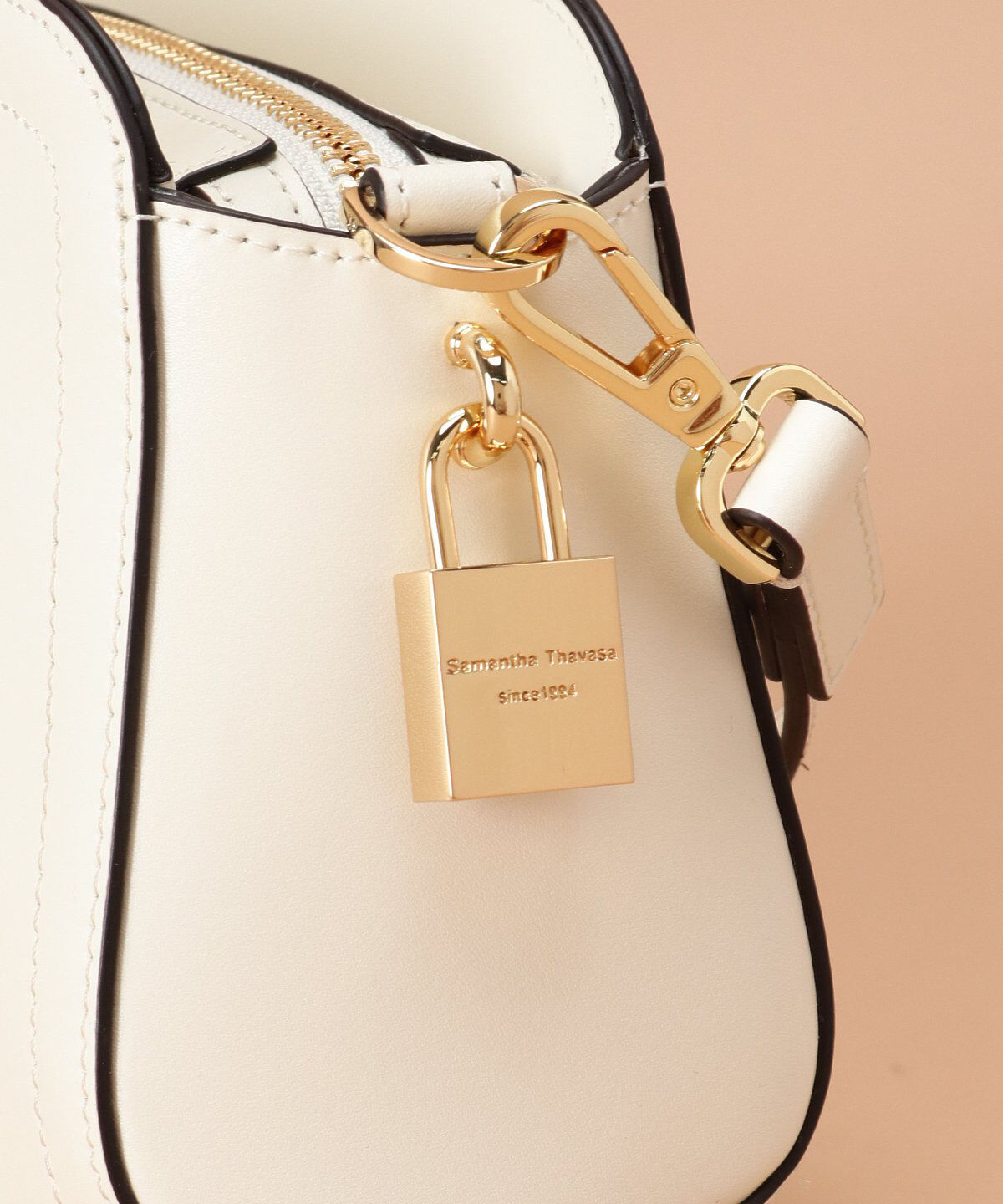 Samantha Thavasa「トラペズミニヨン ショルダーバッグ」|ショルダー・メッセンジャー|