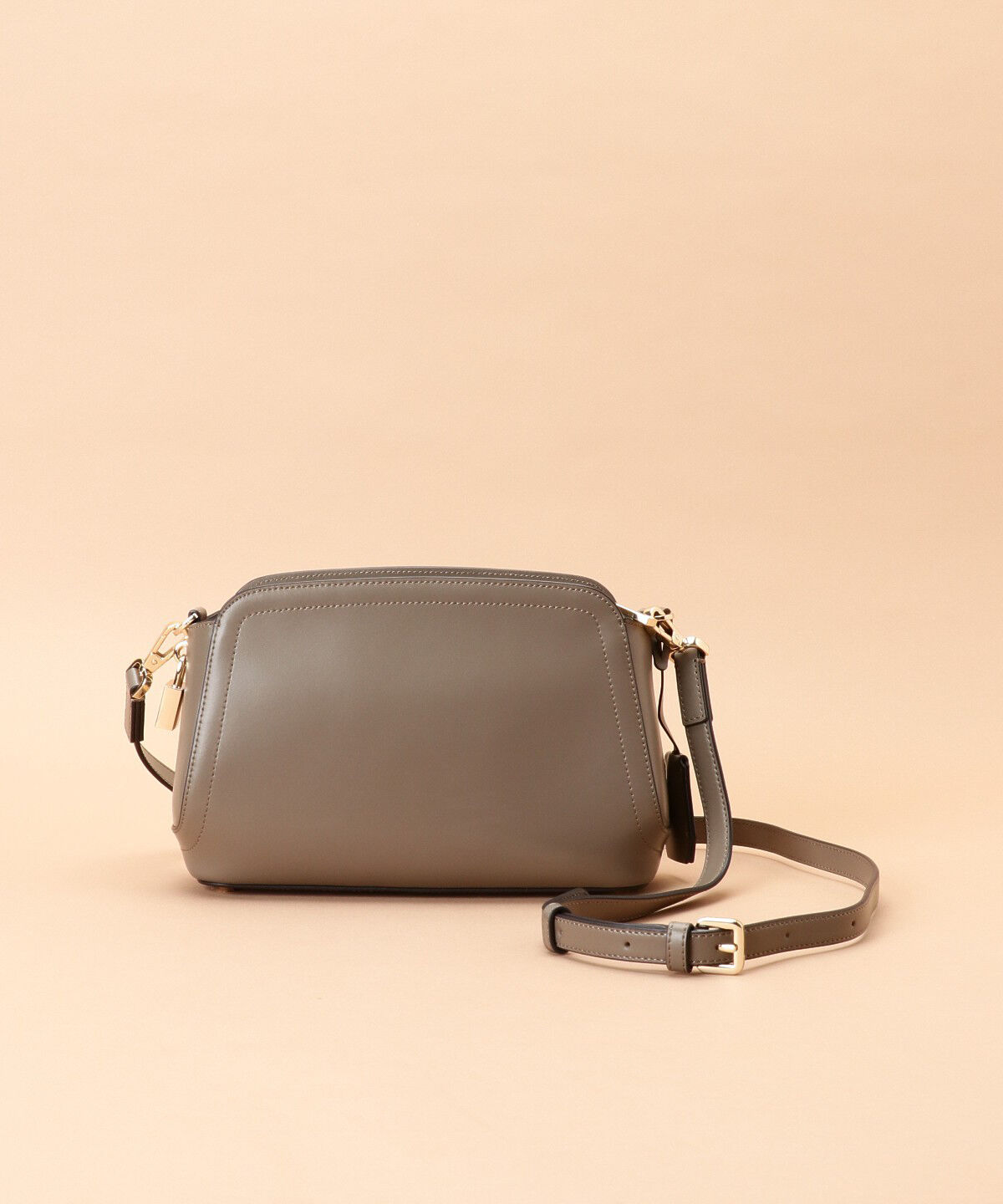 Samantha Thavasa「トラペズミニヨン ショルダーバッグ」|ショルダー・メッセンジャー|