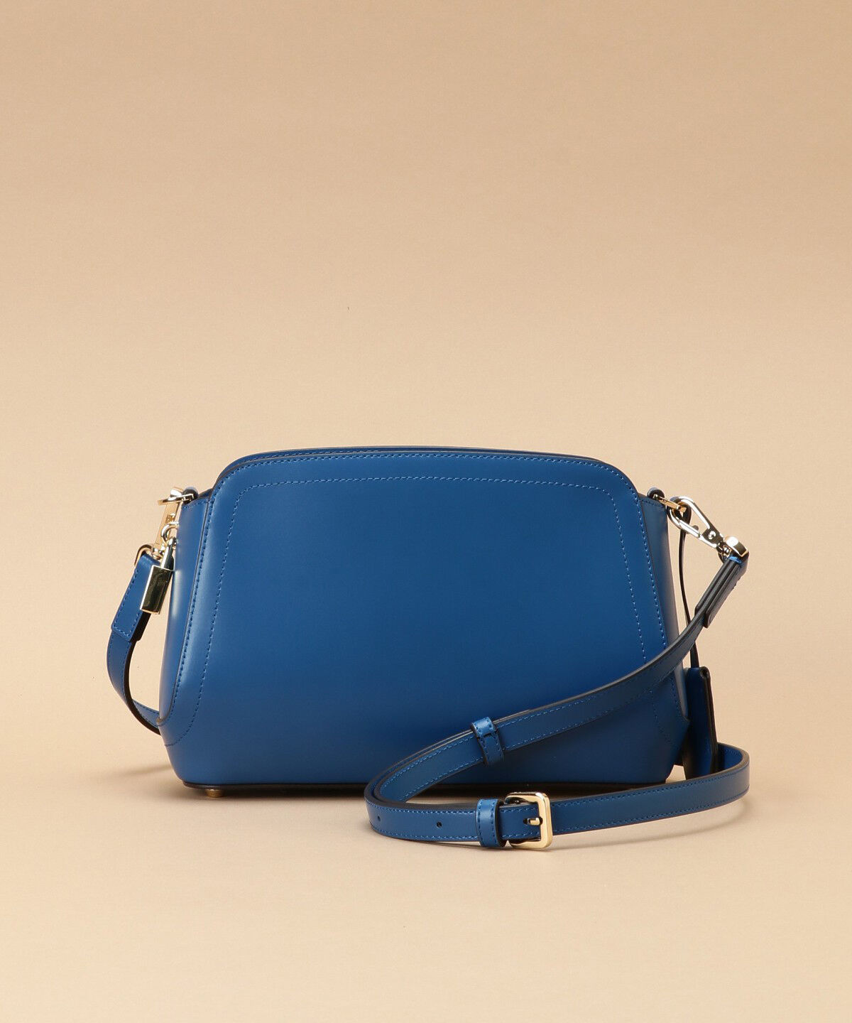 Samantha Thavasa「トラペズミニヨン ショルダーバッグ」|ショルダー・メッセンジャー|