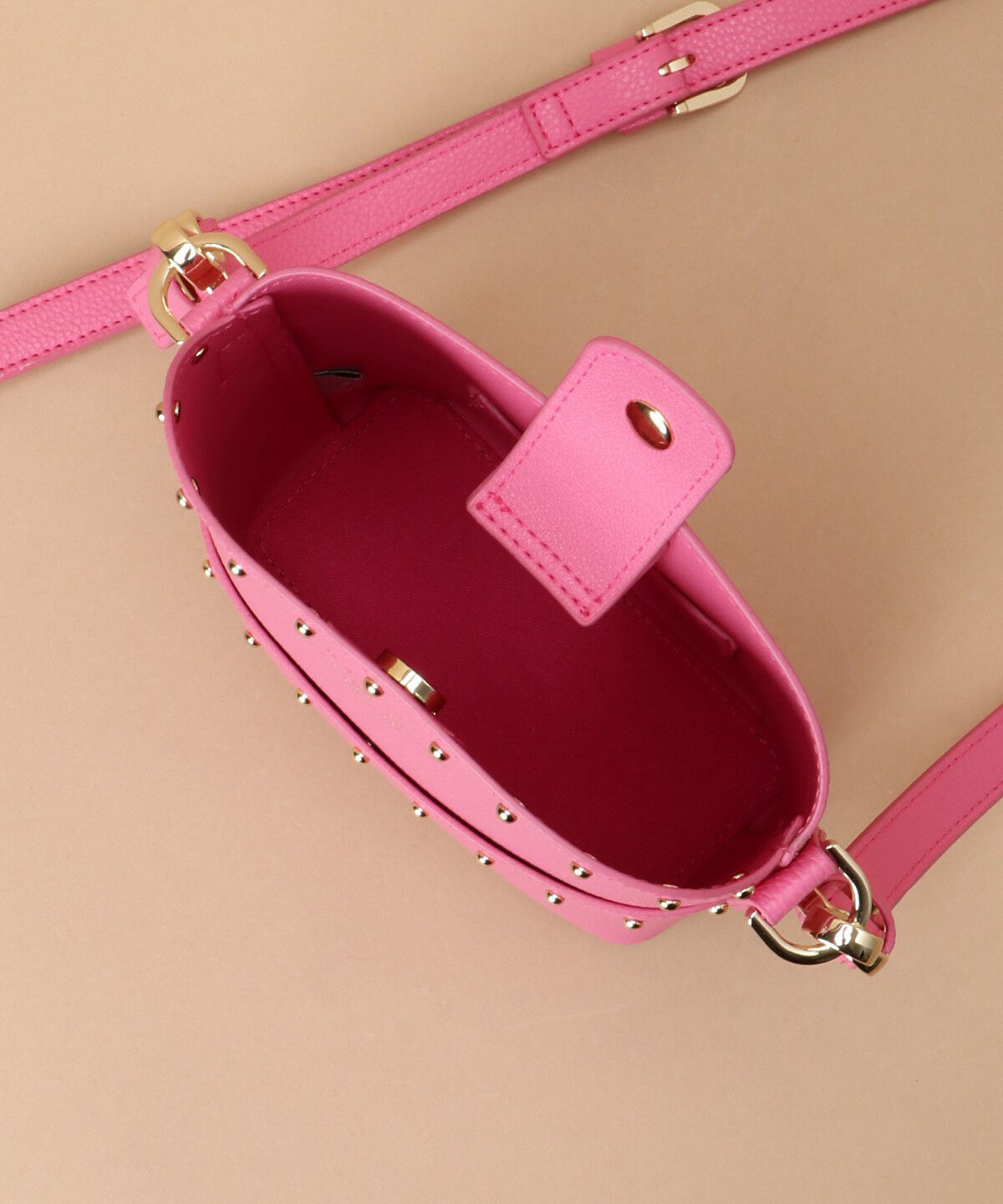 Samantha Thavasa「ダブルフェイス スマホショルダー」|ショルダー・メッセンジャー|