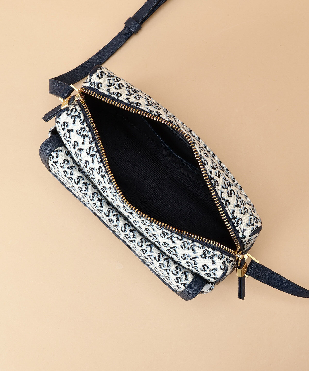 Samantha Thavasa「ST Jacquard シルエット ショルダーバッグ」|ショルダー・メッセンジャー|