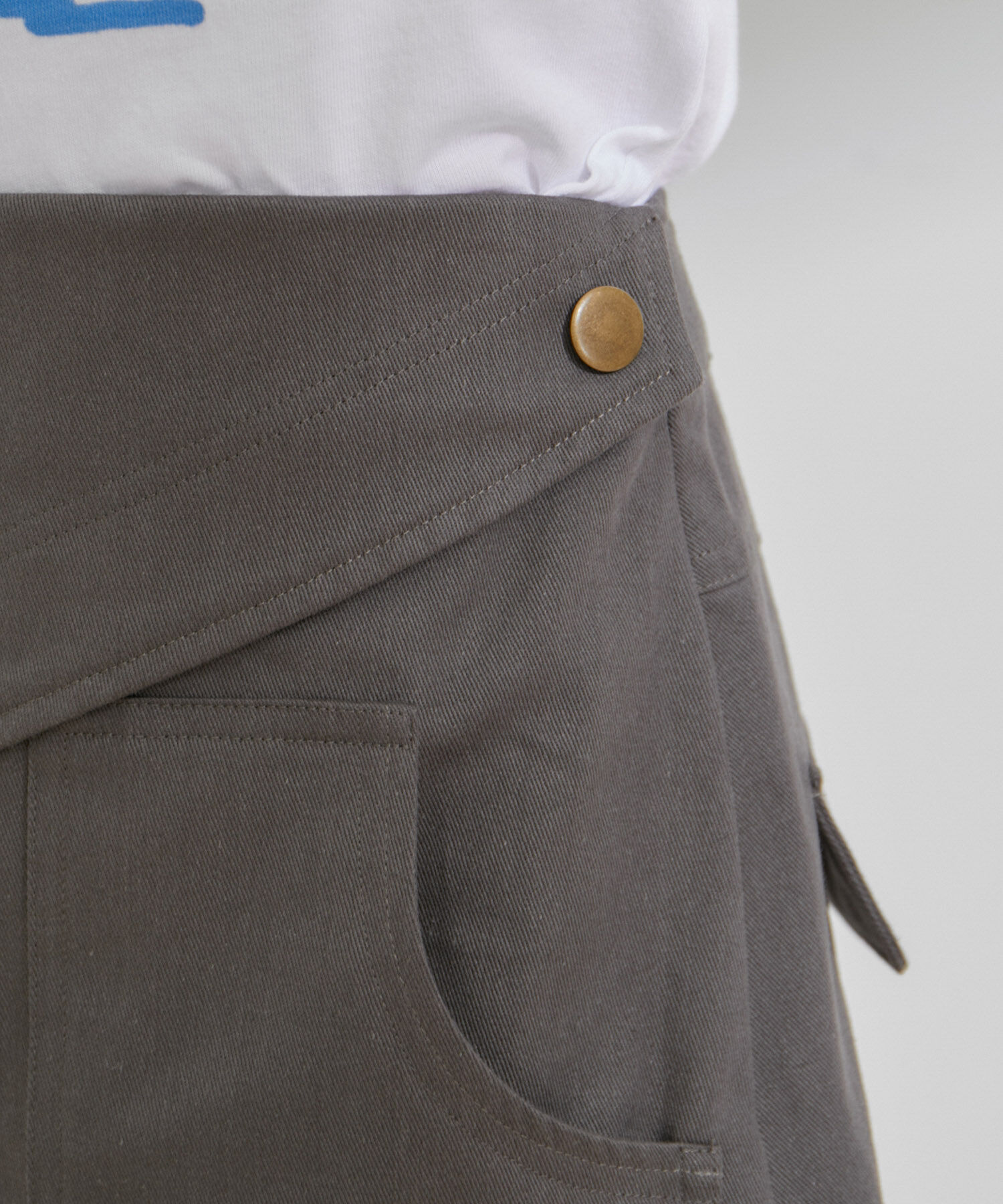 VIS「フラップ付き台形ミニスカート」|スカート|