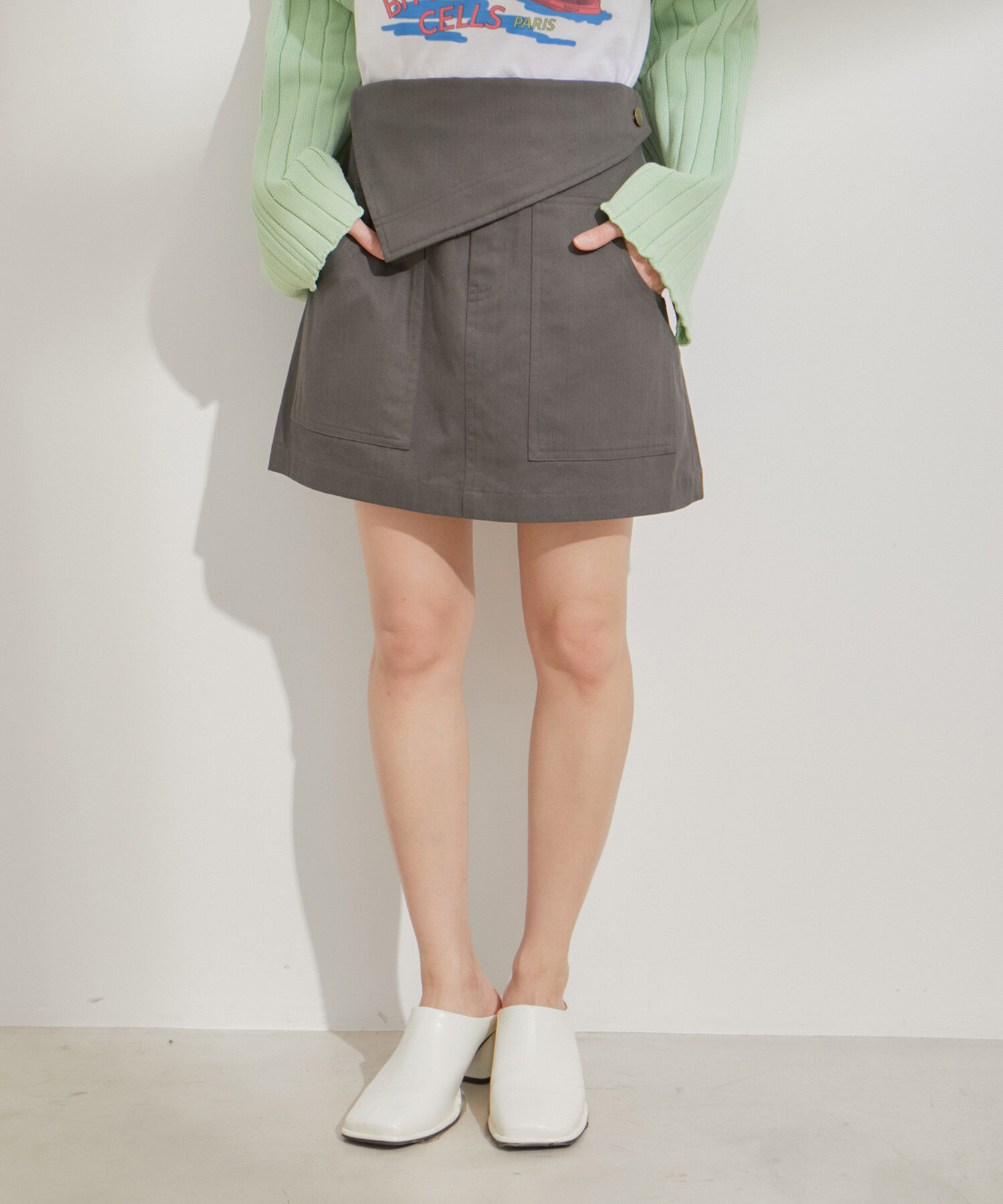 VIS「フラップ付き台形ミニスカート」|スカート|