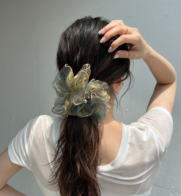  「〈GOLDY/ゴールディ〉オーガンジーシルバードットシュシュ」|リング|ブルー