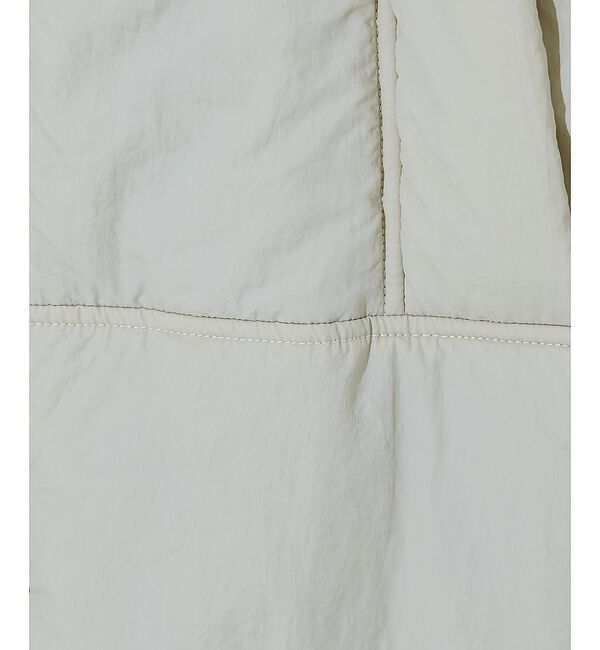 NOMINE「モンスターパーカー」|ダウン|