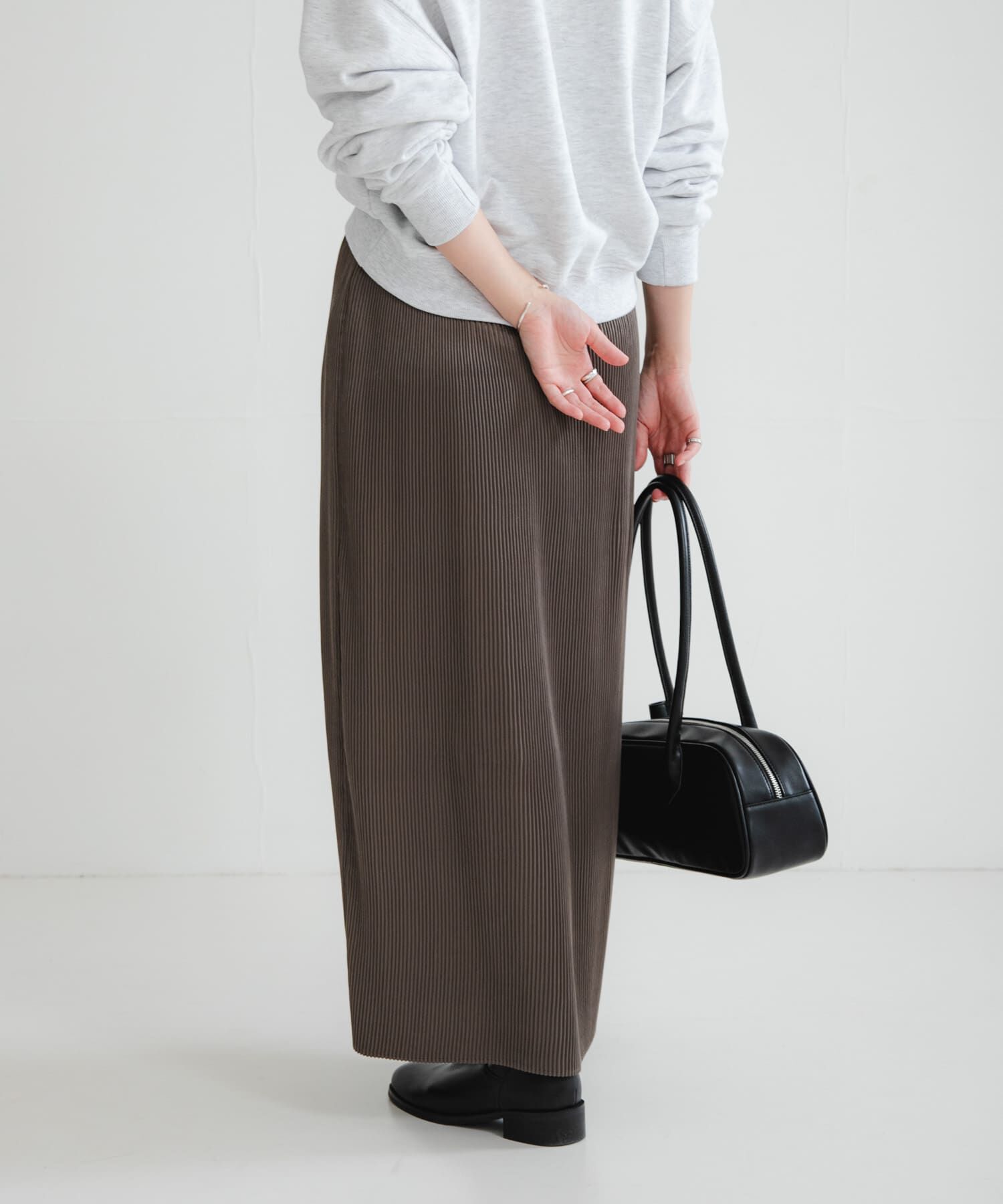 URBAN RESEARCH「サテンプリーツストレートラインスカート」|スカート|