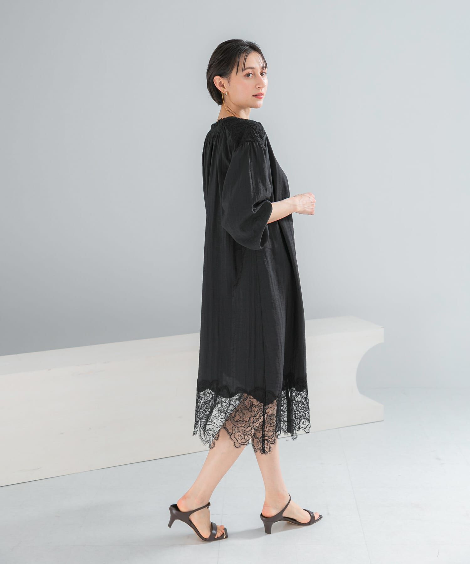 URBAN RESEARCH ROSSO「レース切り替えガウンワンピース」|ワンピース|