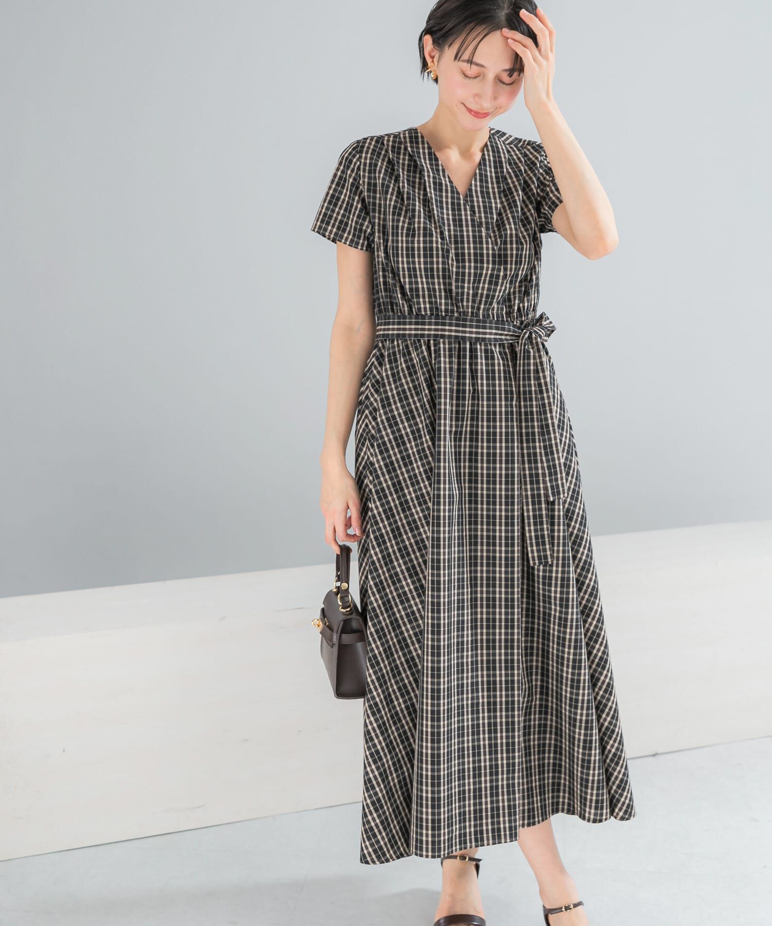 URBAN RESEARCH ROSSO「『WEB限定』チェックカシュクールワンピース」|ワンピース|ブラウン系その他
