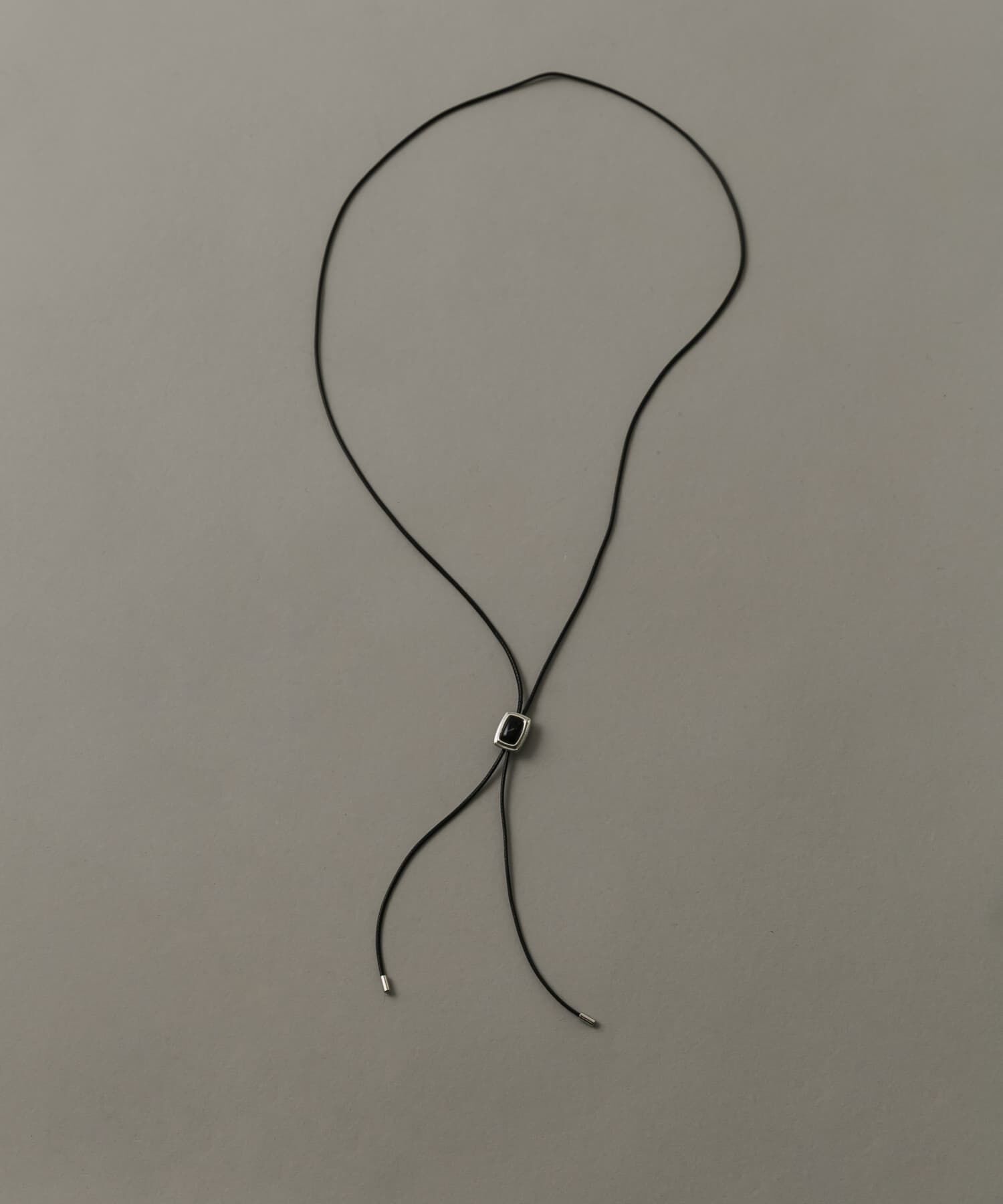 SMELLY「ストーンモチーフループタイネックレス」|ネックレス|