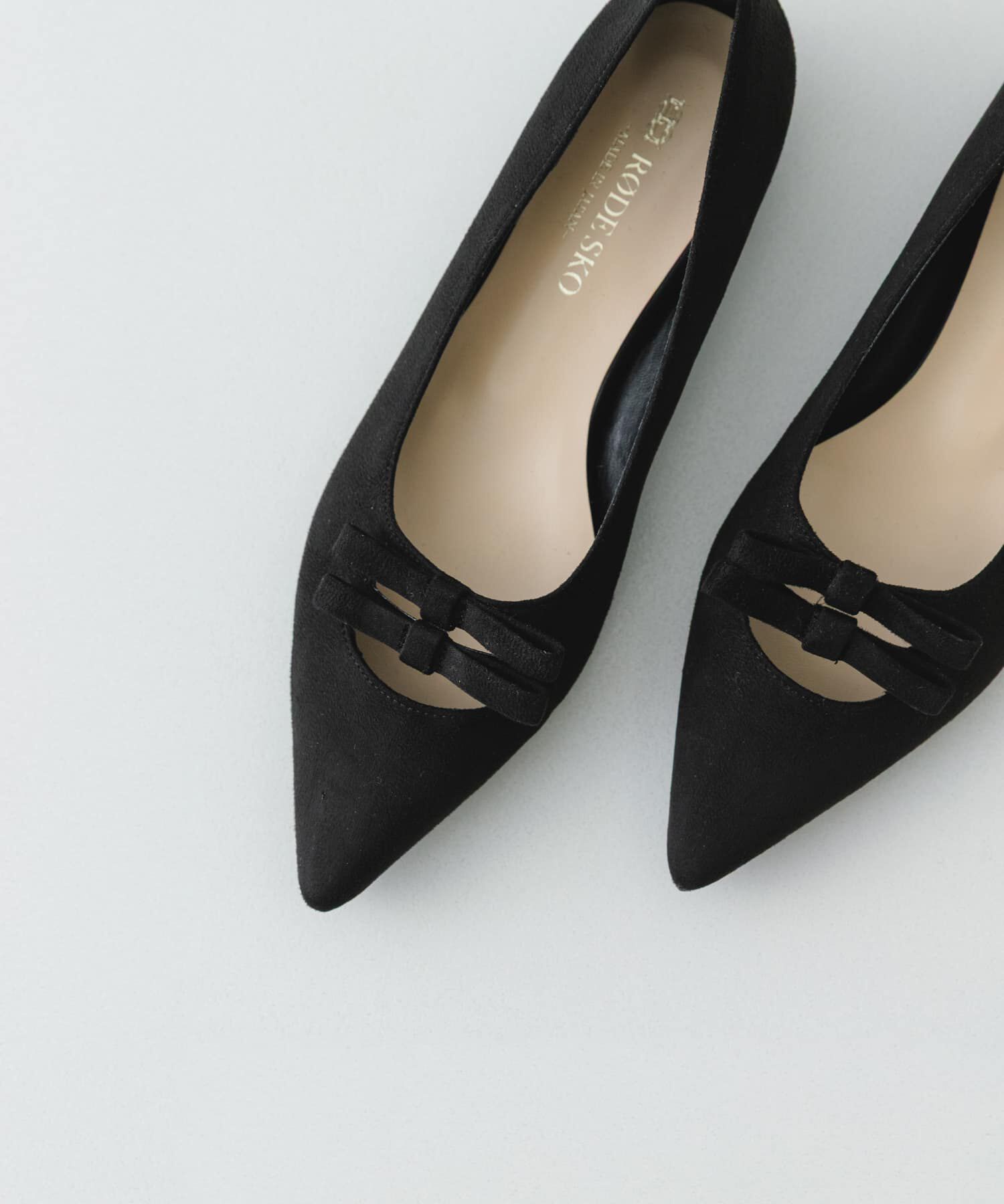 RODE SKO「『MADE IN JAPAN』 ダブルリボンフラットパンプス」|パンプス|ブラック