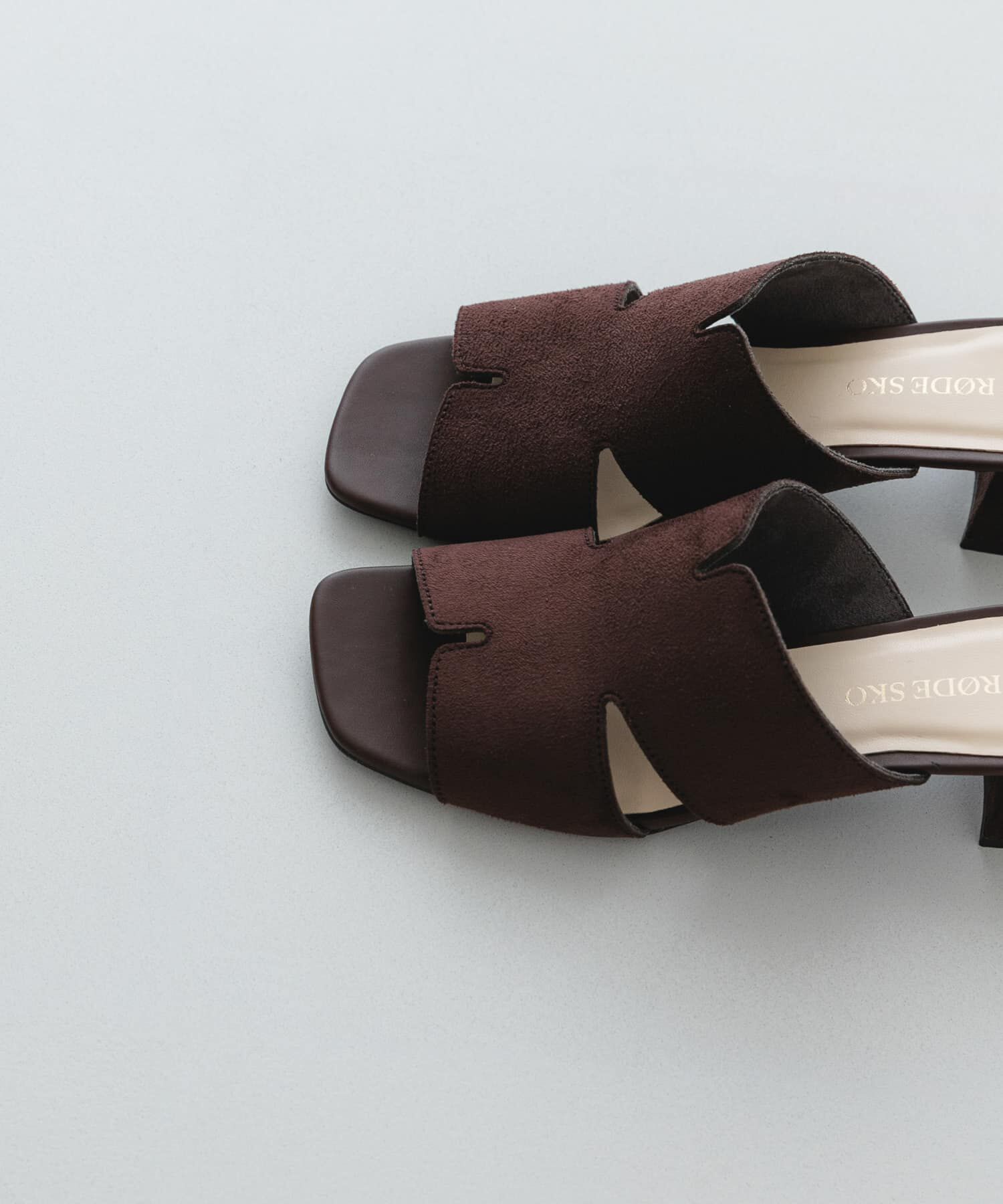 RODE SKO「デザインカットアッパーミュール」|サンダル|