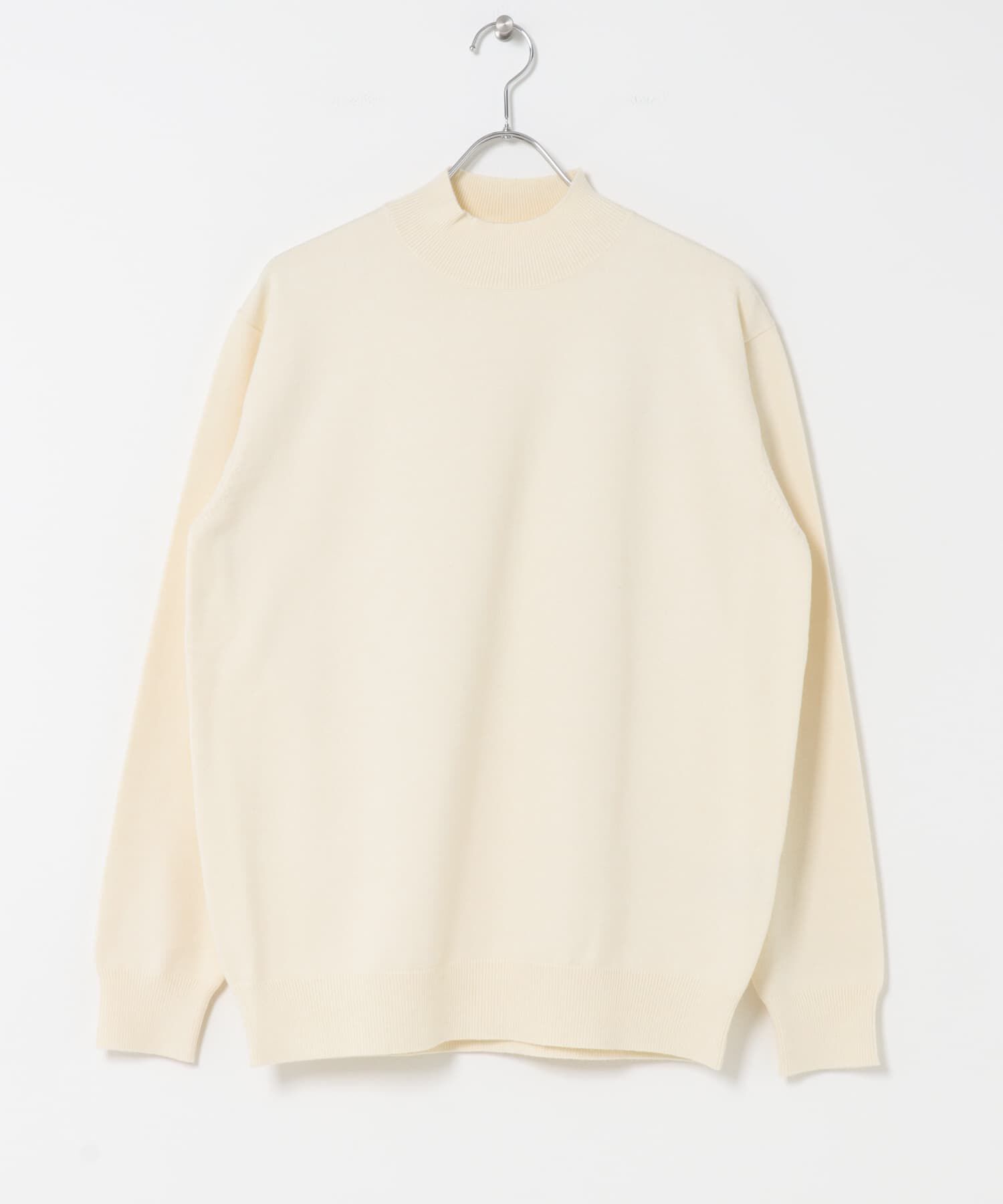 SENSE OF PLACE by URBAN RESEARCH「『一部WEB限定カラー』『洗濯可/毛玉防止』ストレッチモックネックニット」|ニット・セーター|