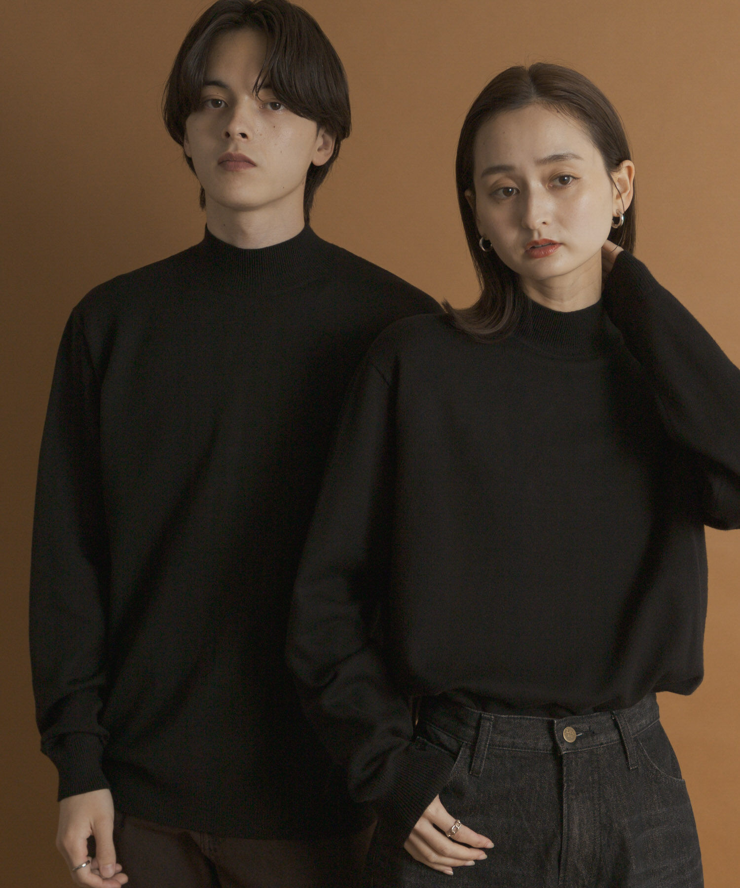 SENSE OF PLACE by URBAN RESEARCH「『一部WEB限定カラー』『洗濯可/毛玉防止』ストレッチモックネックニット」|ニット・セーター|