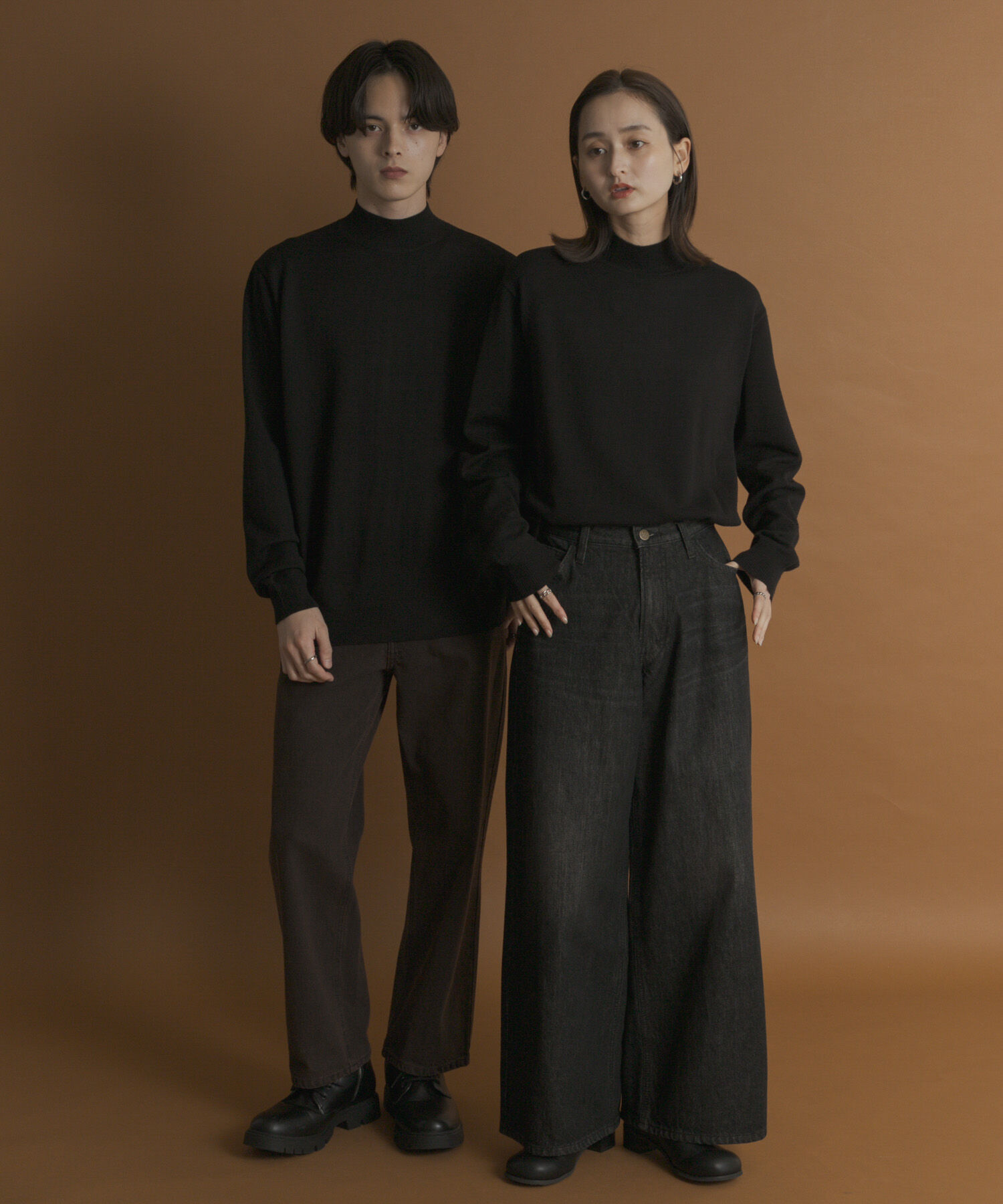 SENSE OF PLACE by URBAN RESEARCH「『一部WEB限定カラー』『洗濯可/毛玉防止』ストレッチモックネックニット」|ニット・セーター|