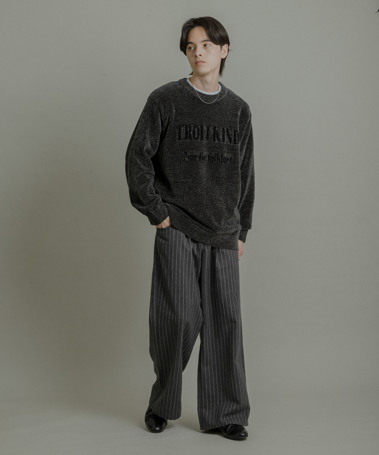 SENSE OF PLACE by URBAN RESEARCH「『洗濯可』モールロゴグラフィックニット」|ニット・セーター|