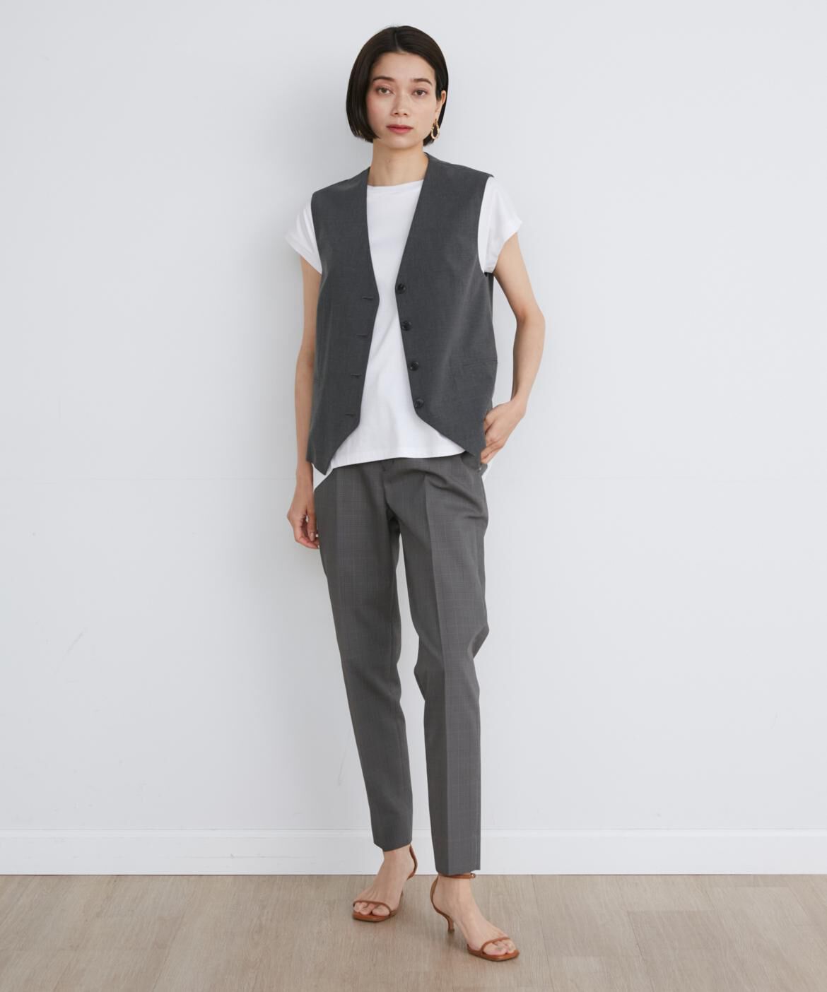 INED「《大きいサイズ》Louise美脚テーパードパンツ」|スラックス|