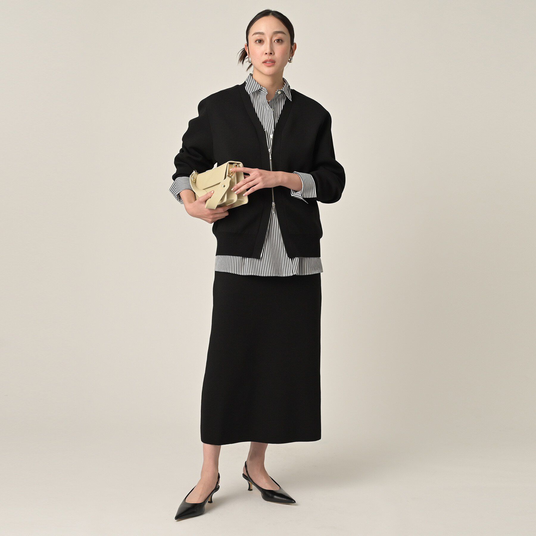 UNTITLED「ジップアップニットカーディガン」|カーディガン|