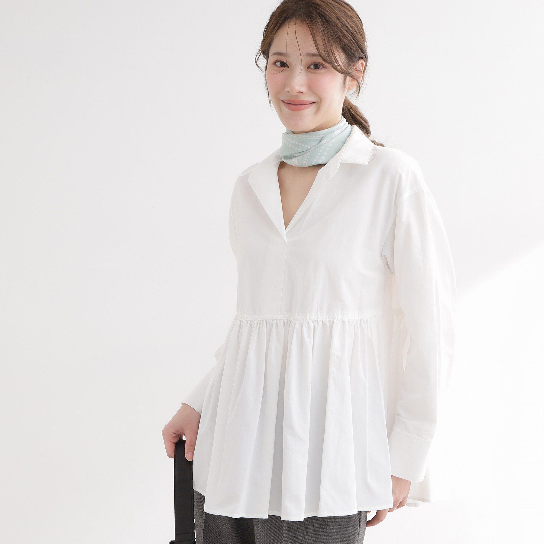 Reflect「【レイヤードにおすすめ◎】ペプラムデザインシャツ」|シャツ・ブラウス|オフホワイト(003