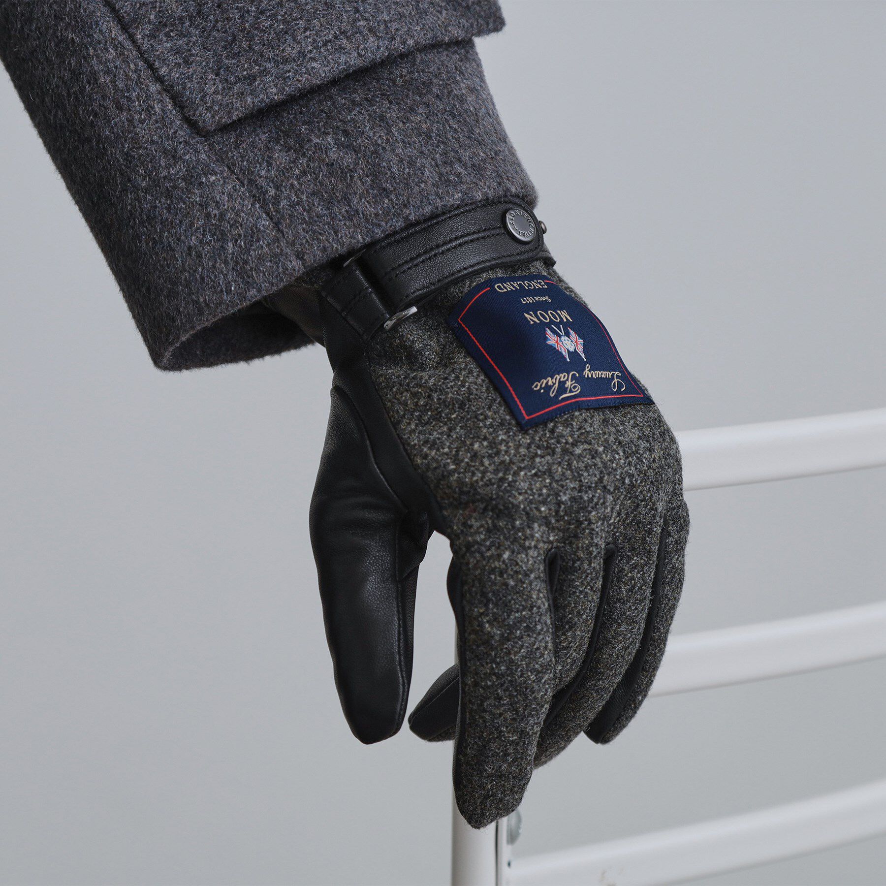 tk.TAKEO KIKUCHI「【本革／ギフトにおススメ】MOONグローブ」|手袋|