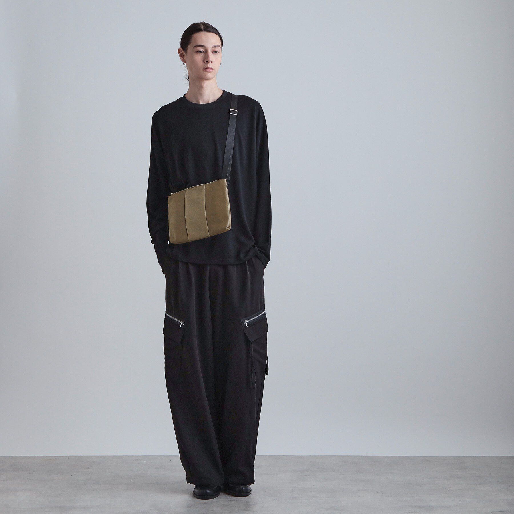 tk.TAKEO KIKUCHI「切替サコッシュショルダーバッグ」|ショルダー・メッセンジャー|