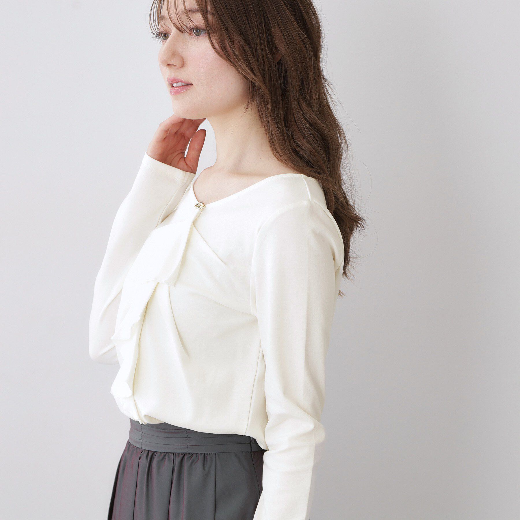 index「アシメラッフルフリルポンチトップス【洗濯機OK】」|Tシャツ・カットソー|