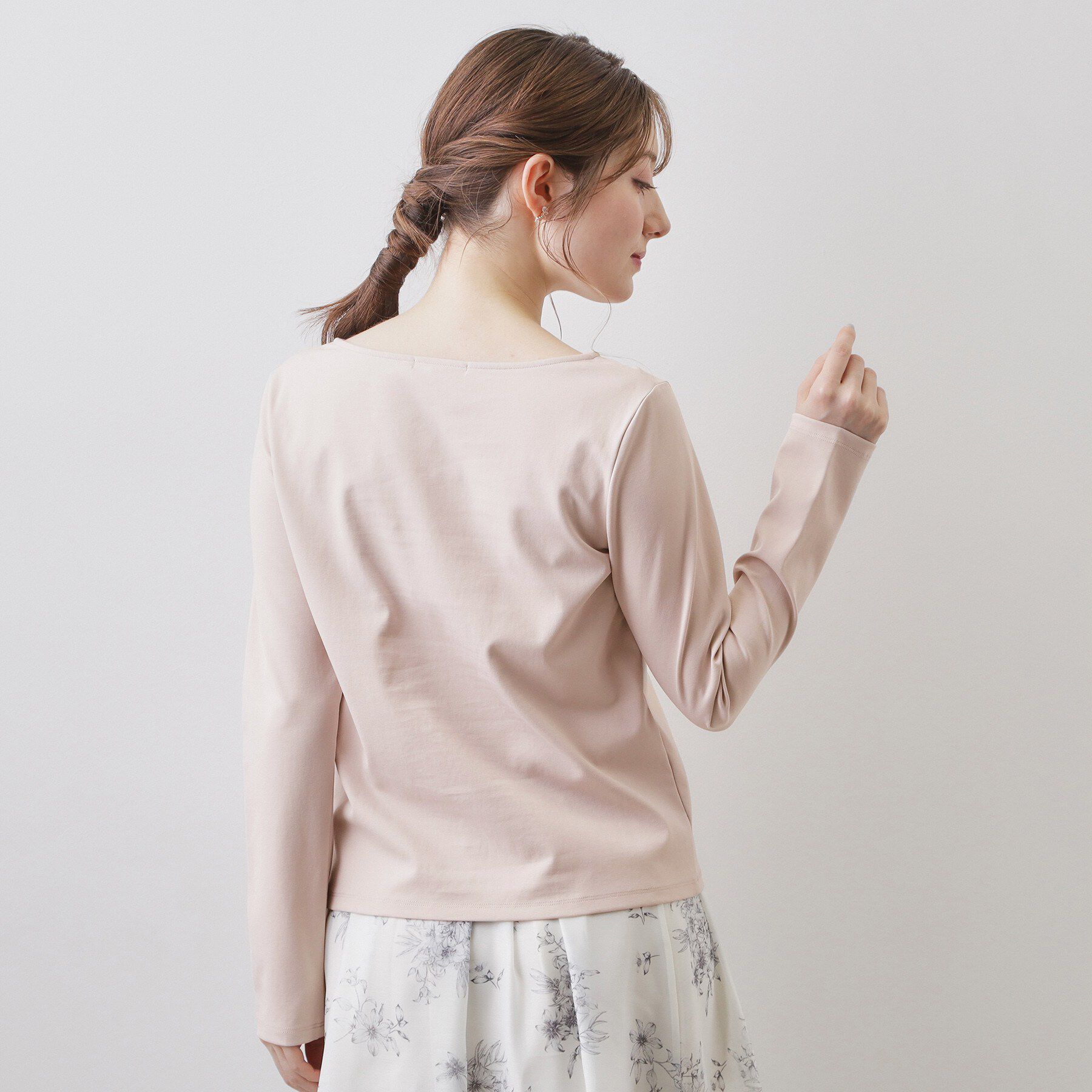 index「アシメラッフルフリルポンチトップス【洗濯機OK】」|Tシャツ・カットソー|